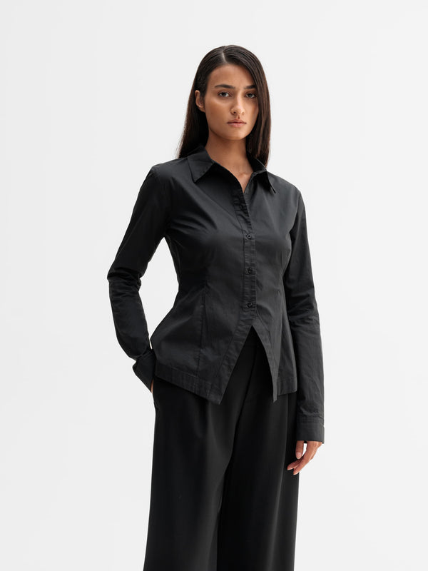 Model wearing Ahlvar Gallery Leia shirt in Black