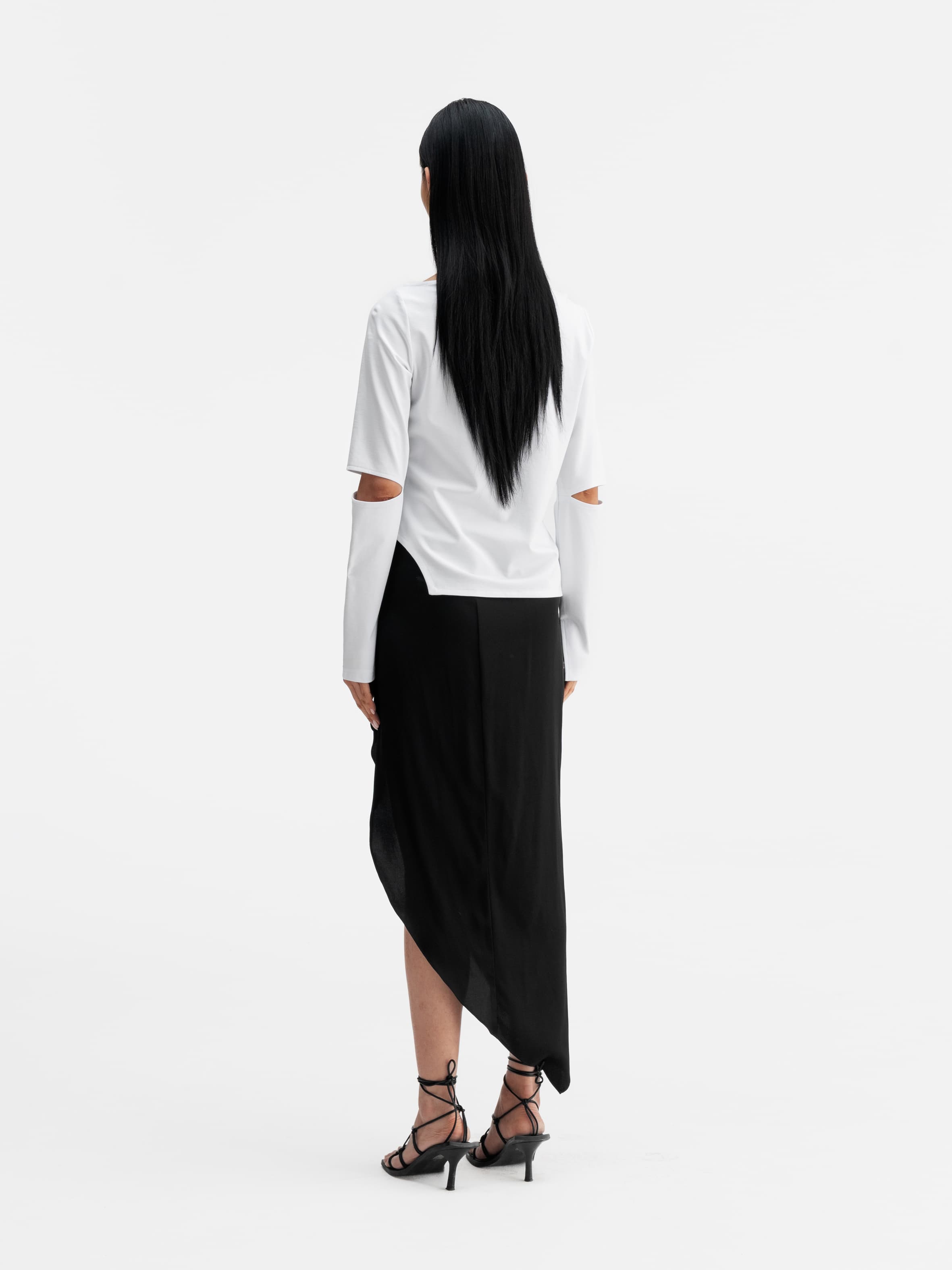 Back view of Ahlvar Gallery Lilo LS tee white