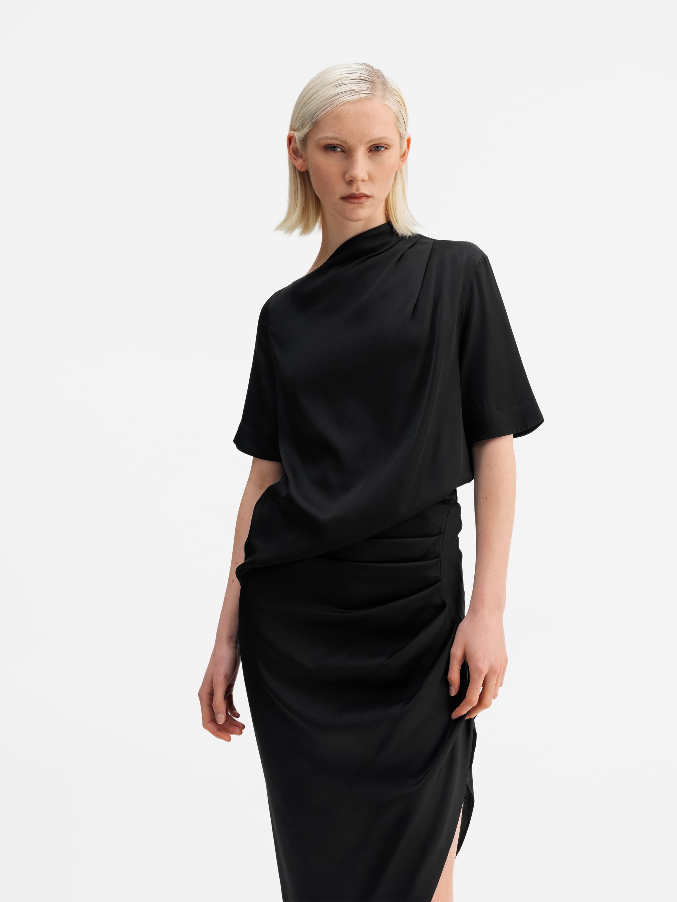 Lima silk tee black