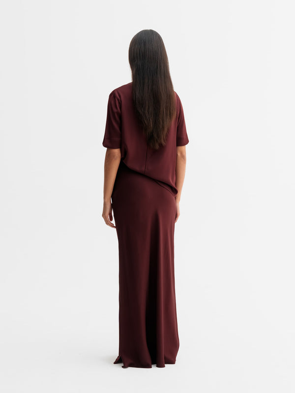 Back view of Ahlvar Gallery Lima silk tee in Burgundy