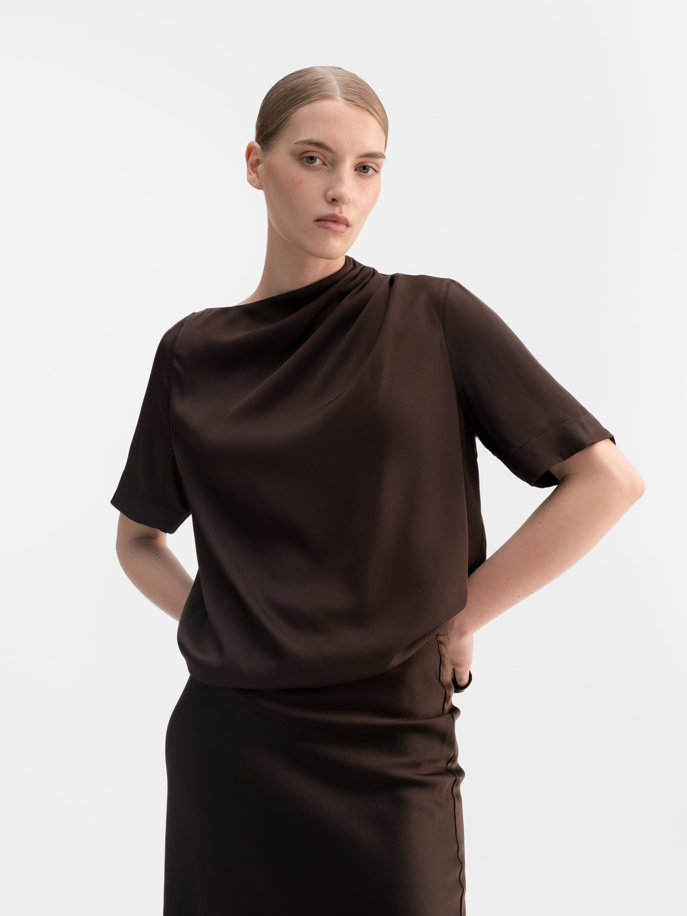 Lima silk tee dark brown