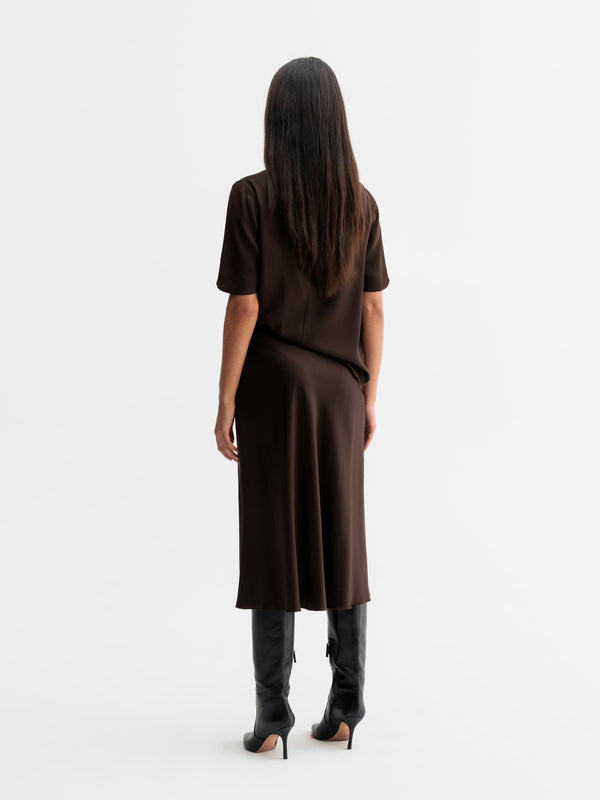 Back view of Ahlvar Gallery Lima silk tee in Dark brown