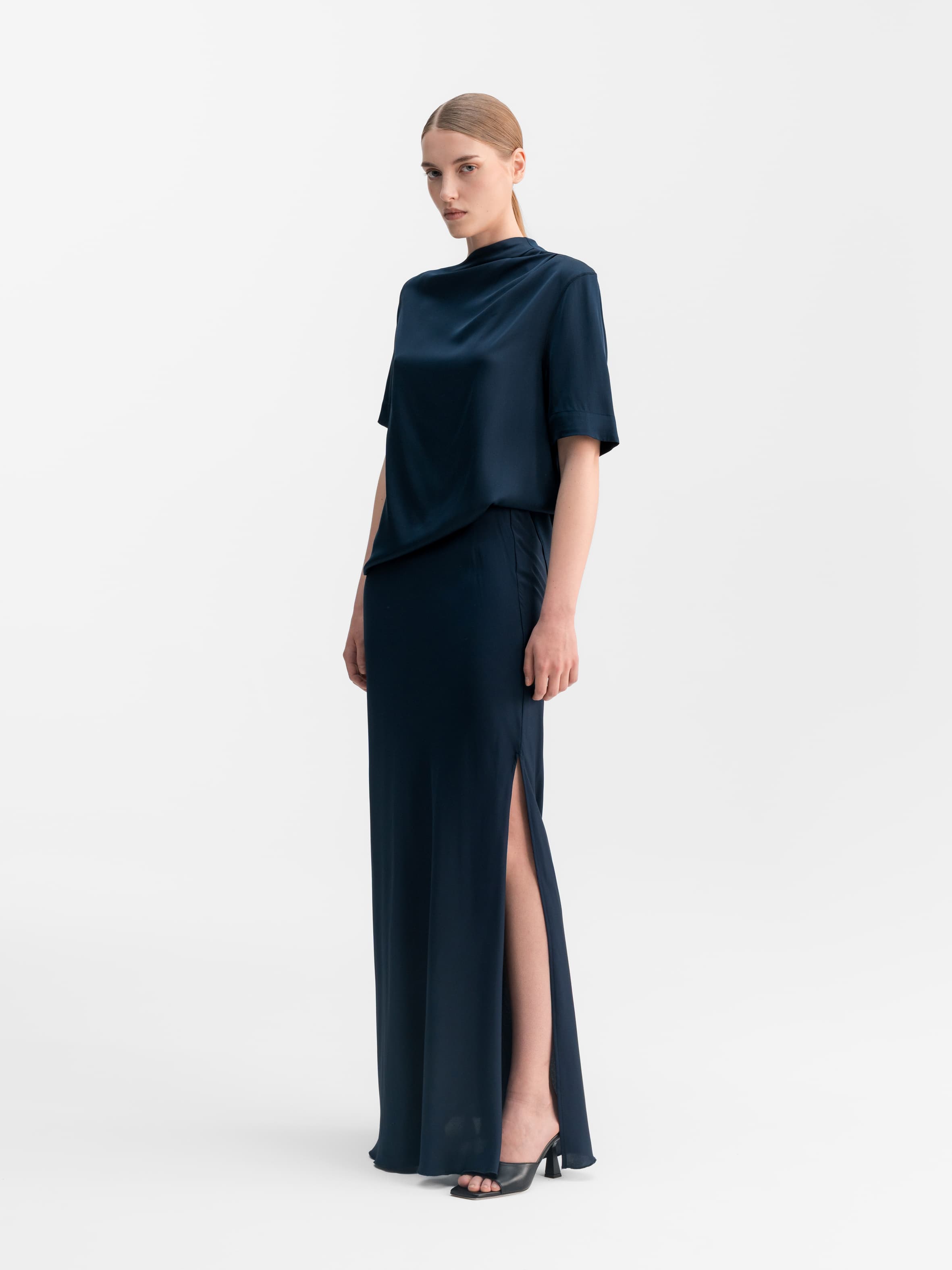 Lima silk tee midnight blue