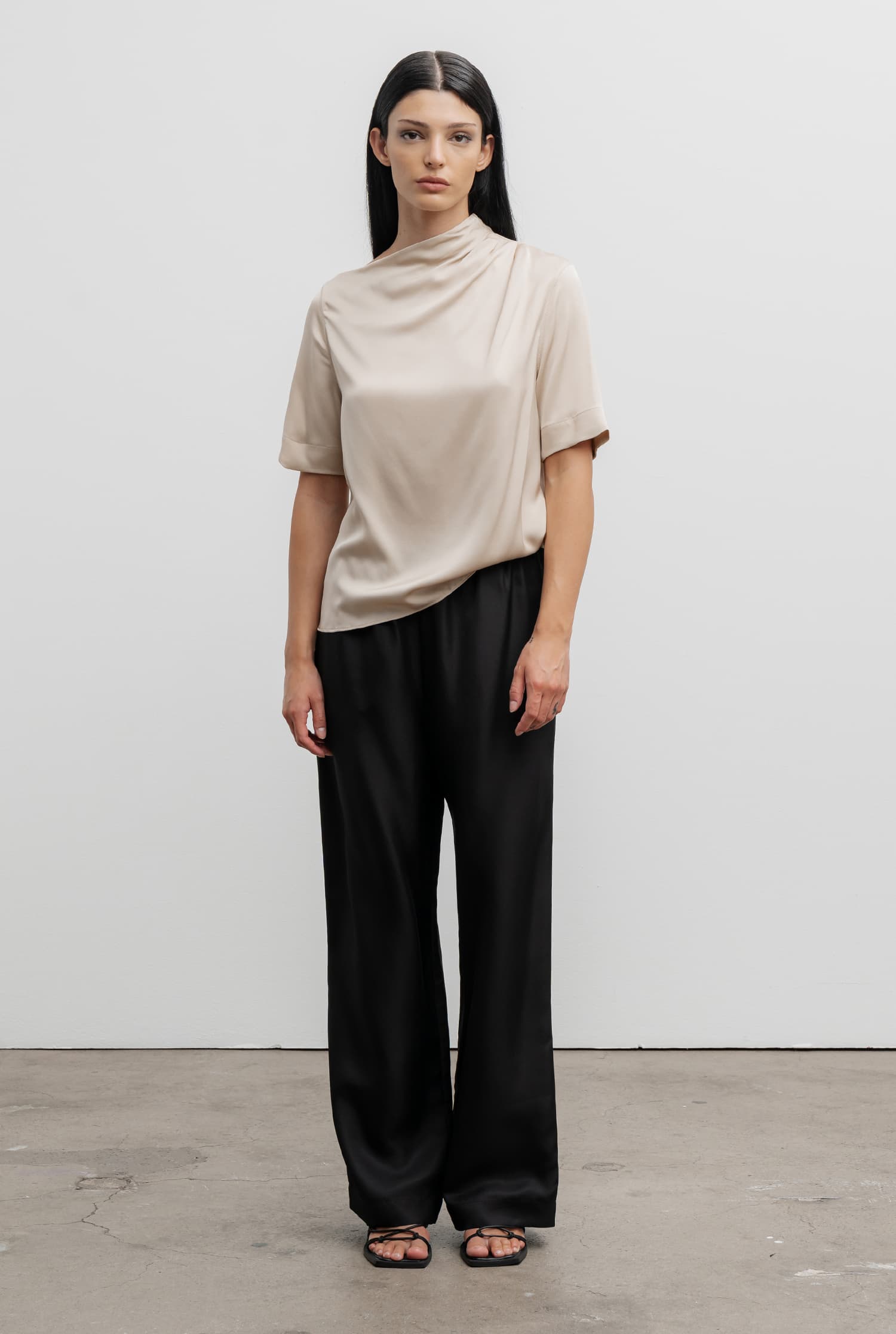 Lima silk tee powder