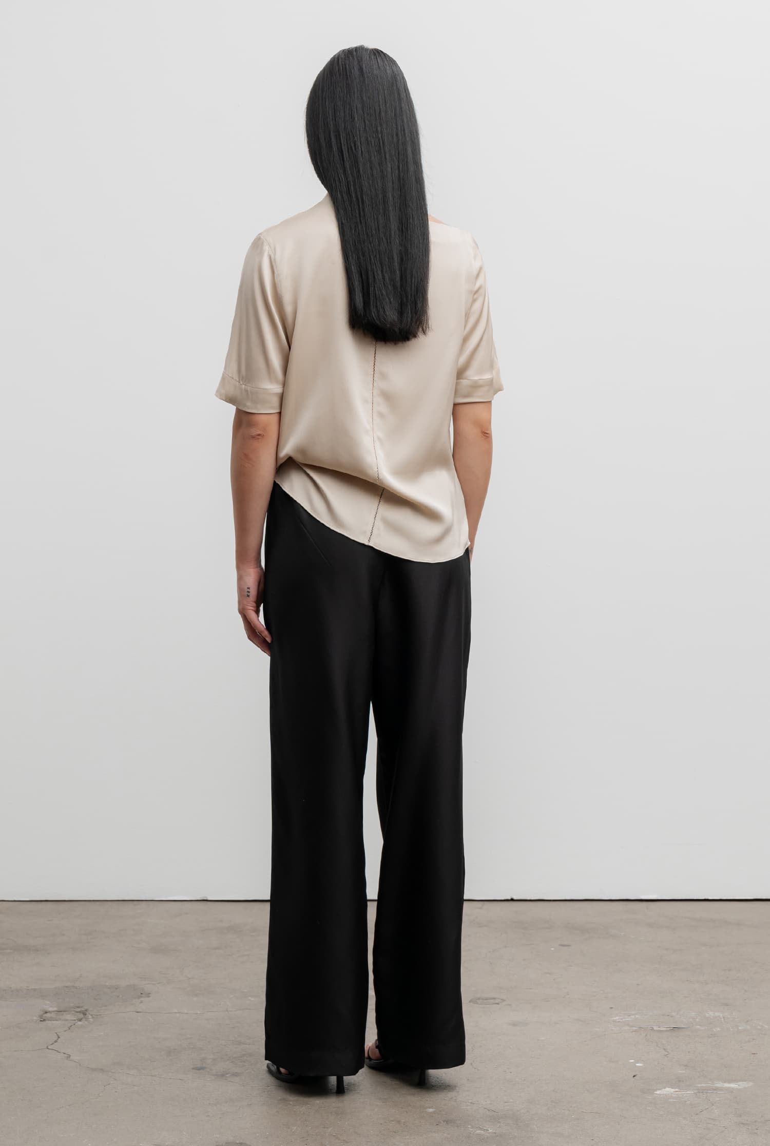 Lima silk tee powder