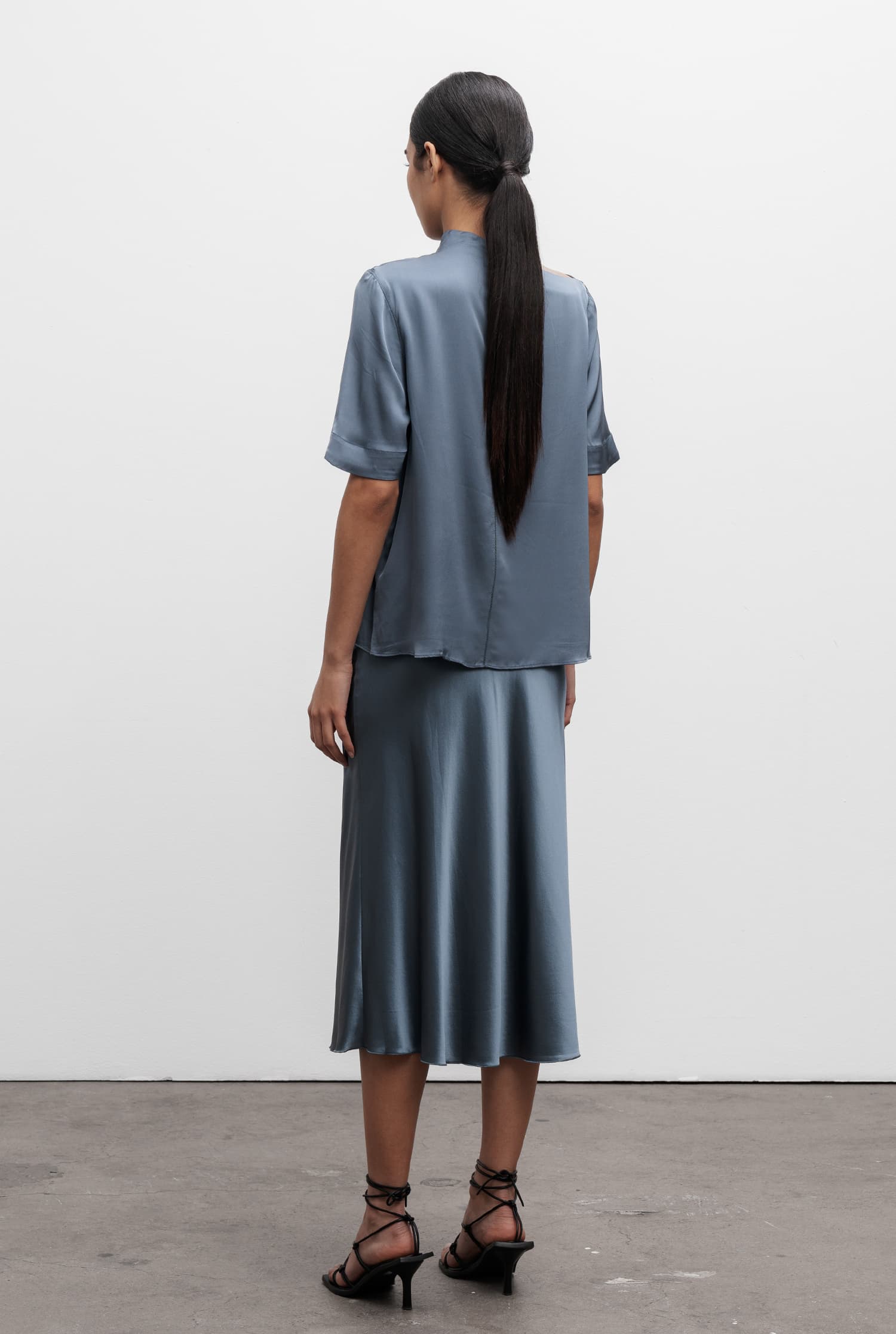 Lima silk tee steel blue