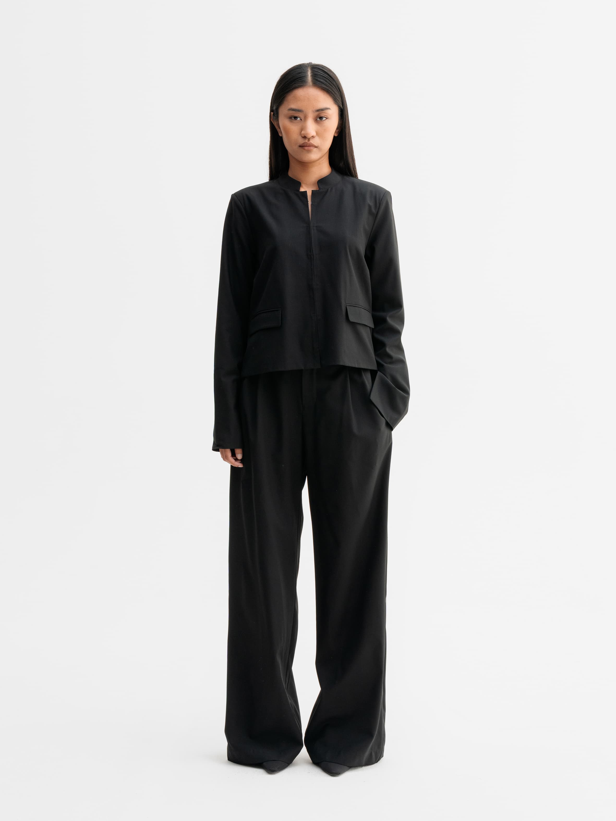 Liz wool blazer black