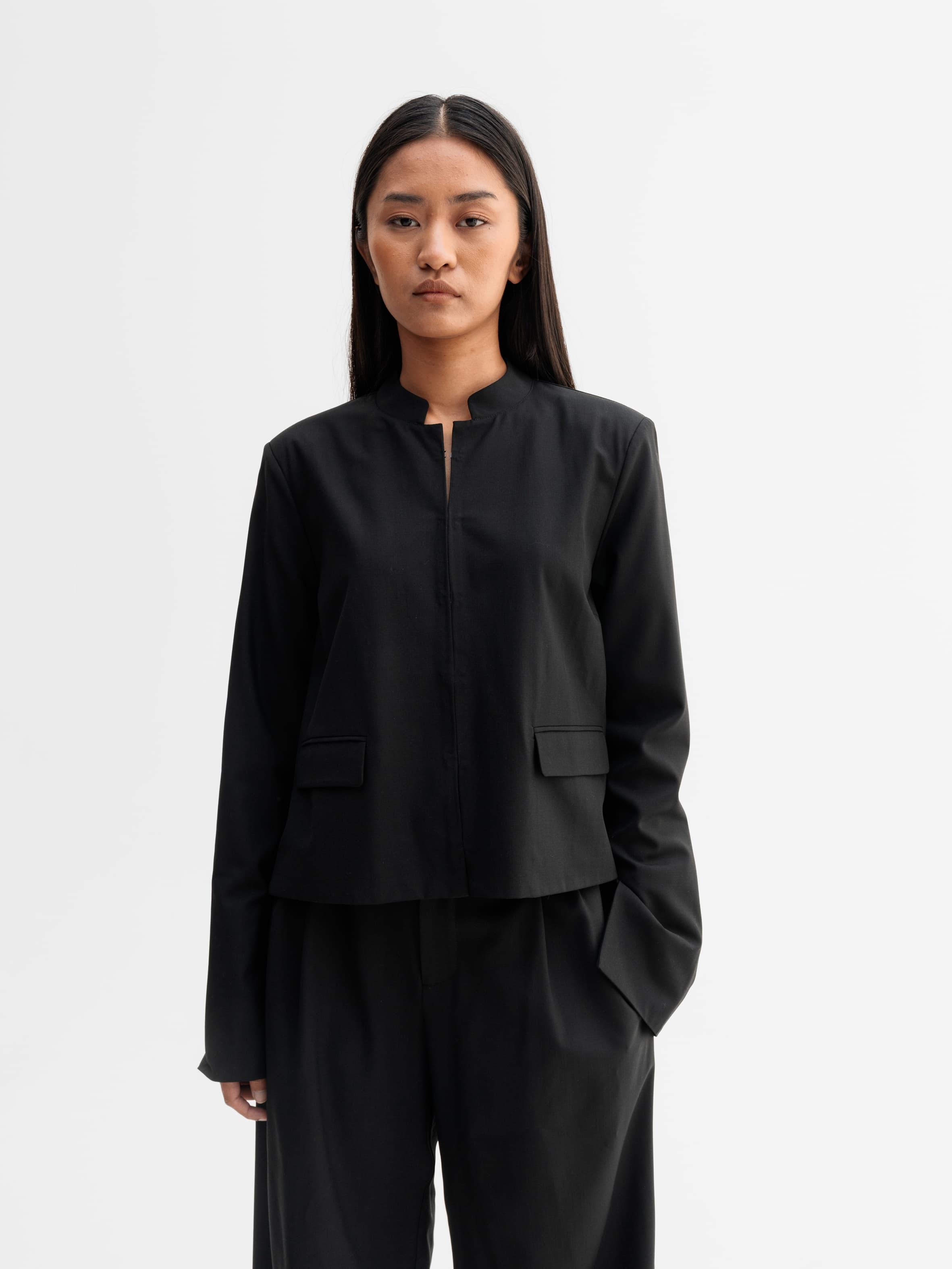 Liz wool blazer black