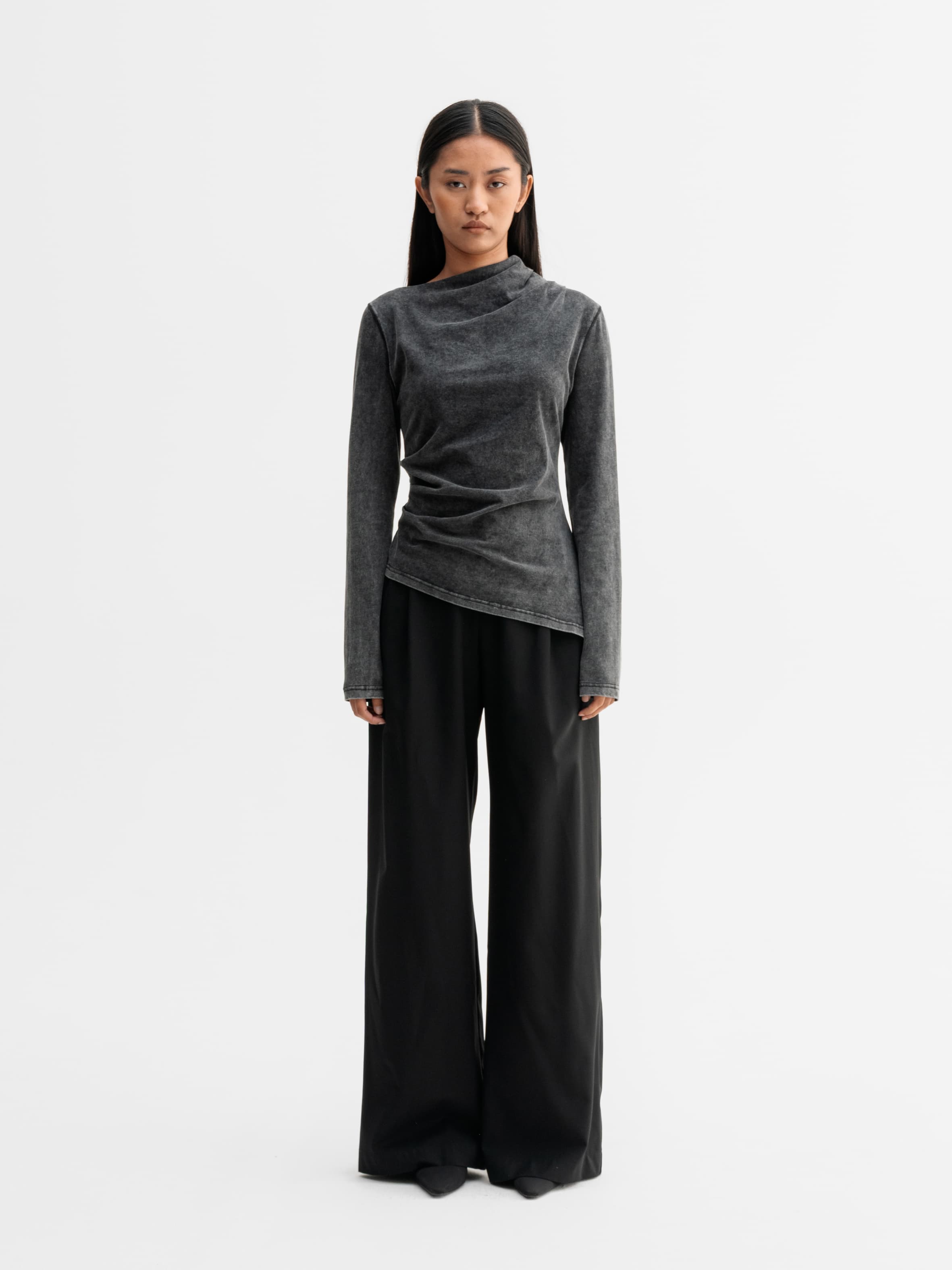 Lizi LS jersey tee washed black