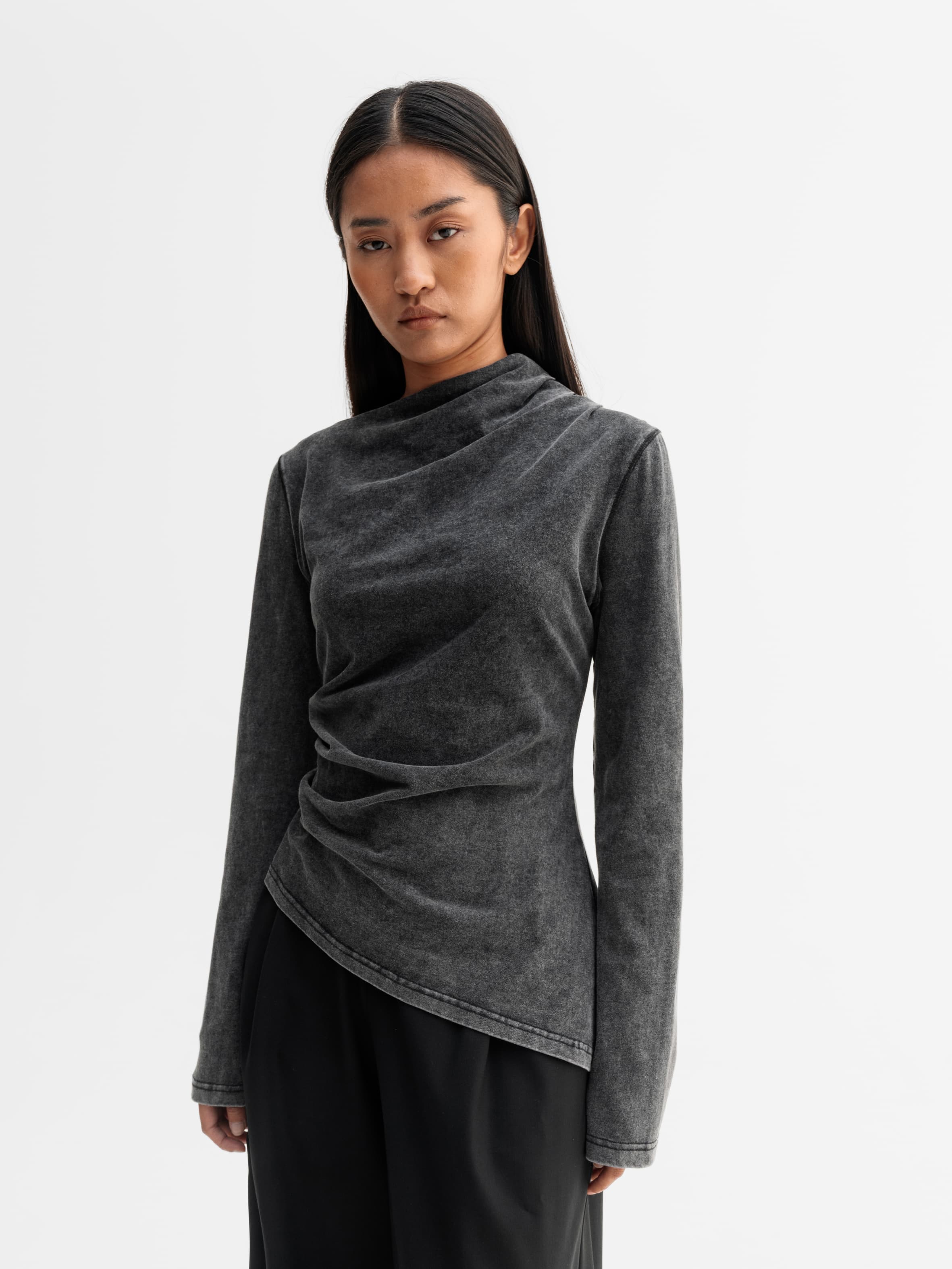 Lizi LS jersey tee washed black