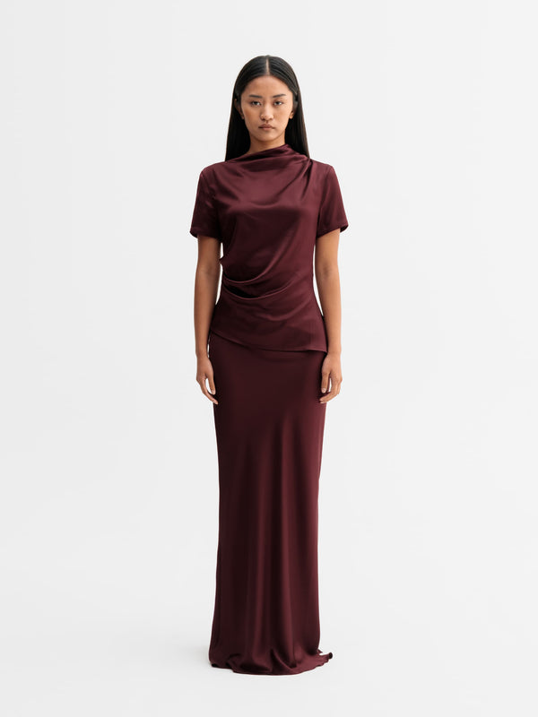 Model wearing Ahlvar Gallery Lizi satin tee in Burgundy