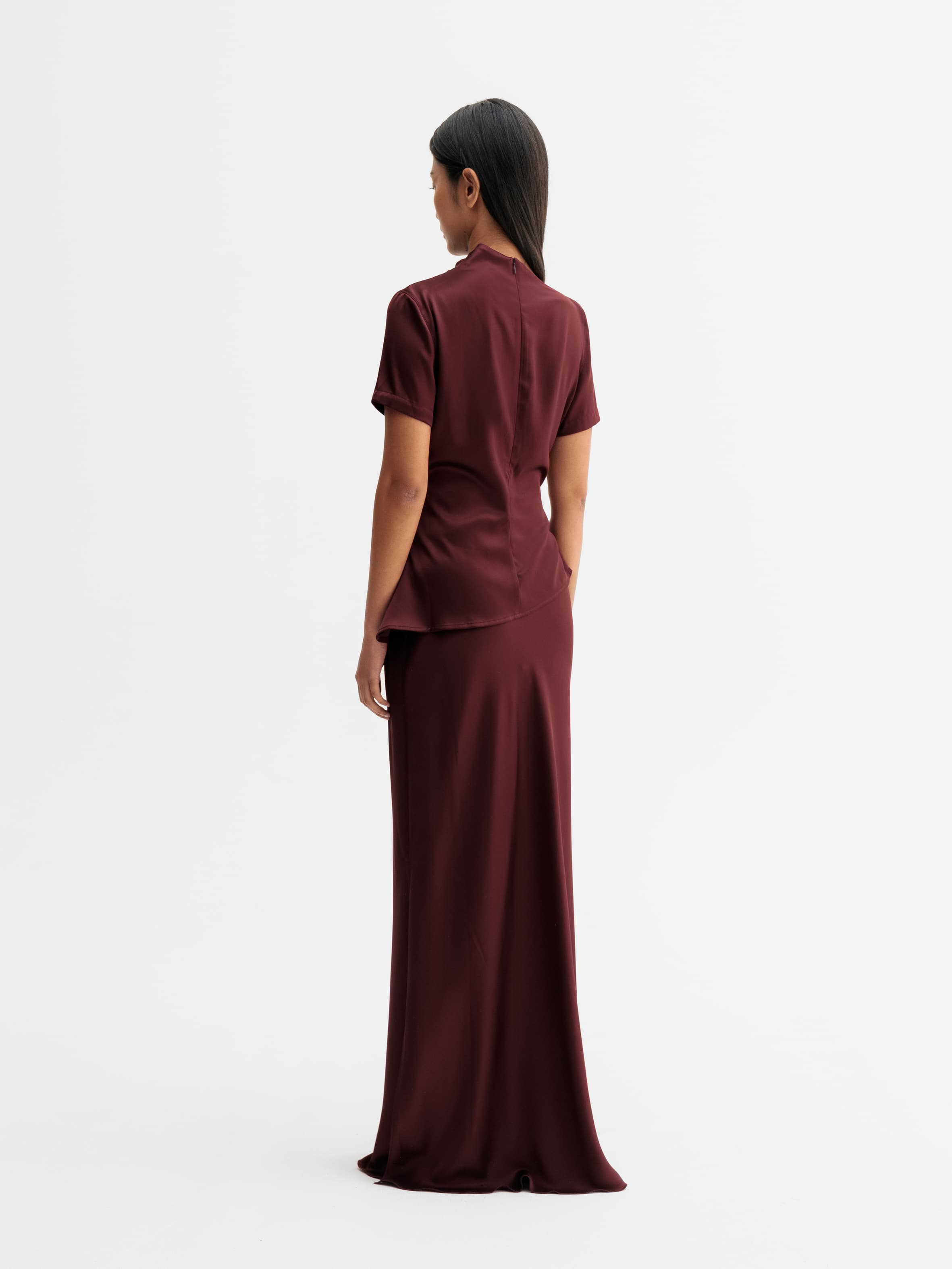 Lizi satin tee burgundy