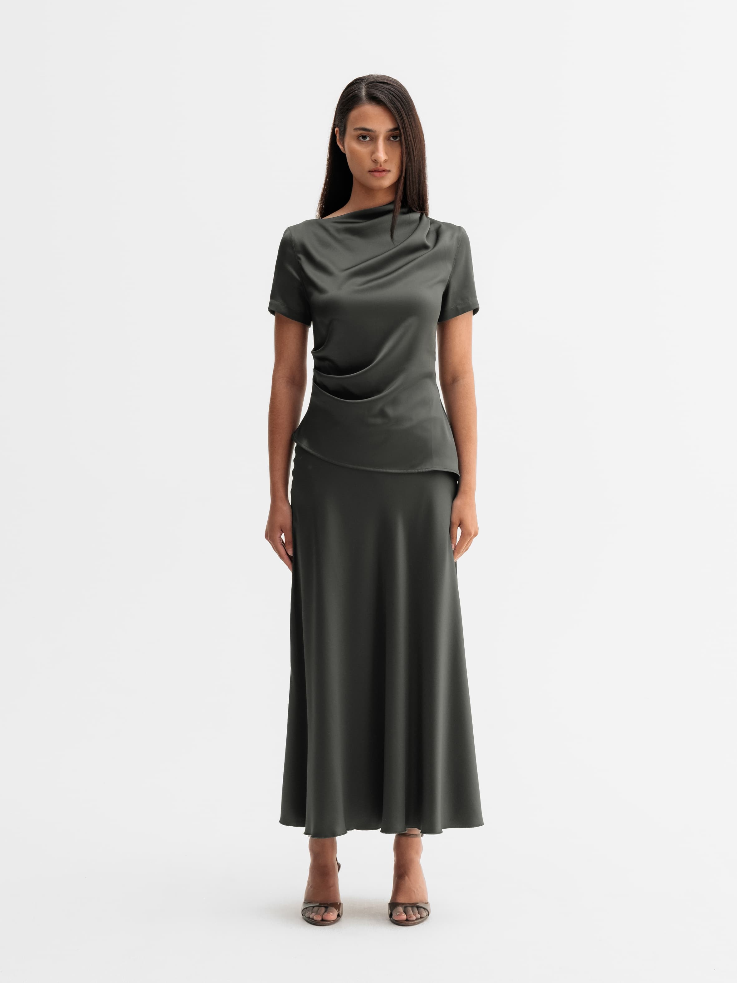 Lizi satin tee wood