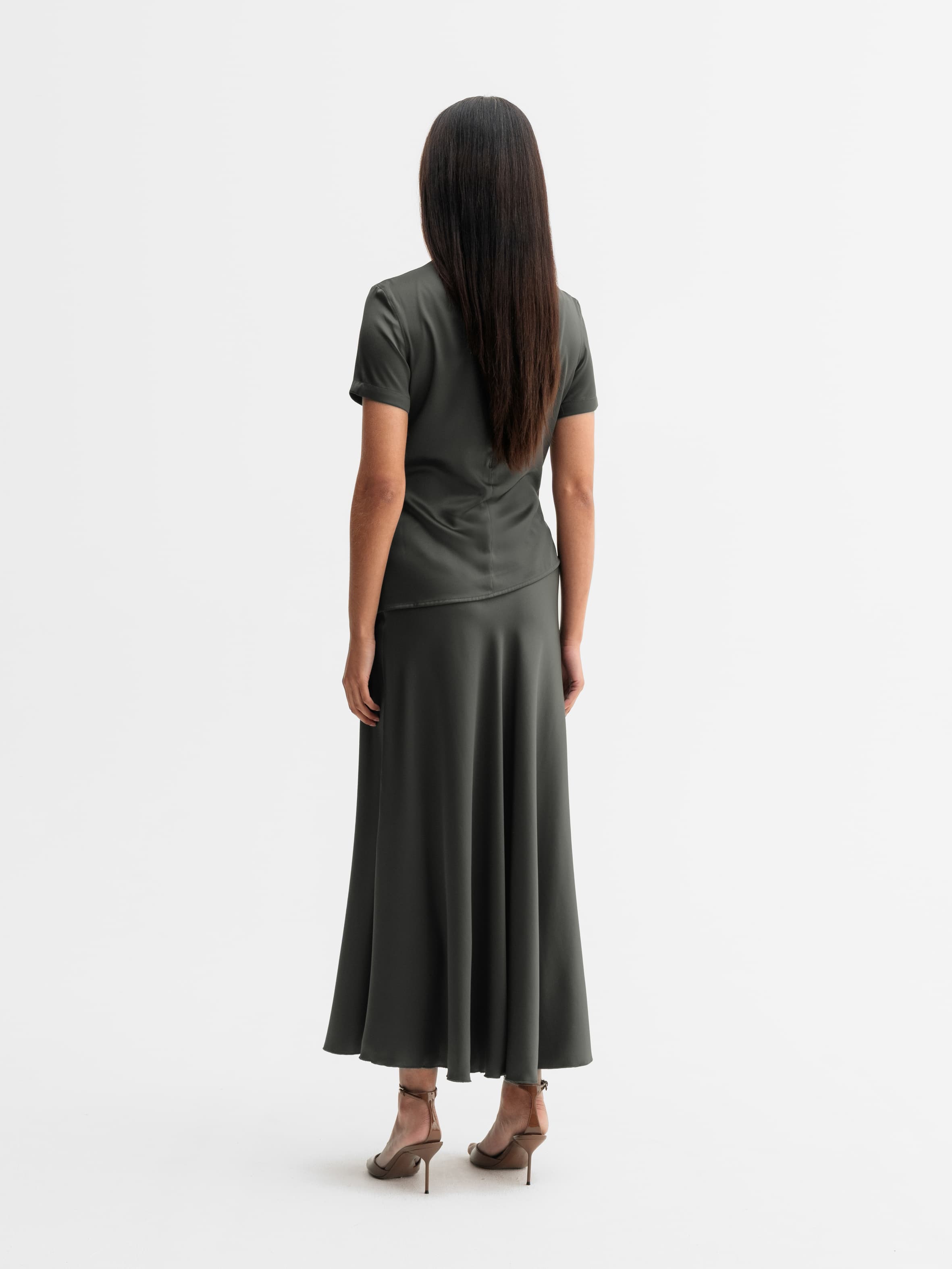 Lizi satin tee wood