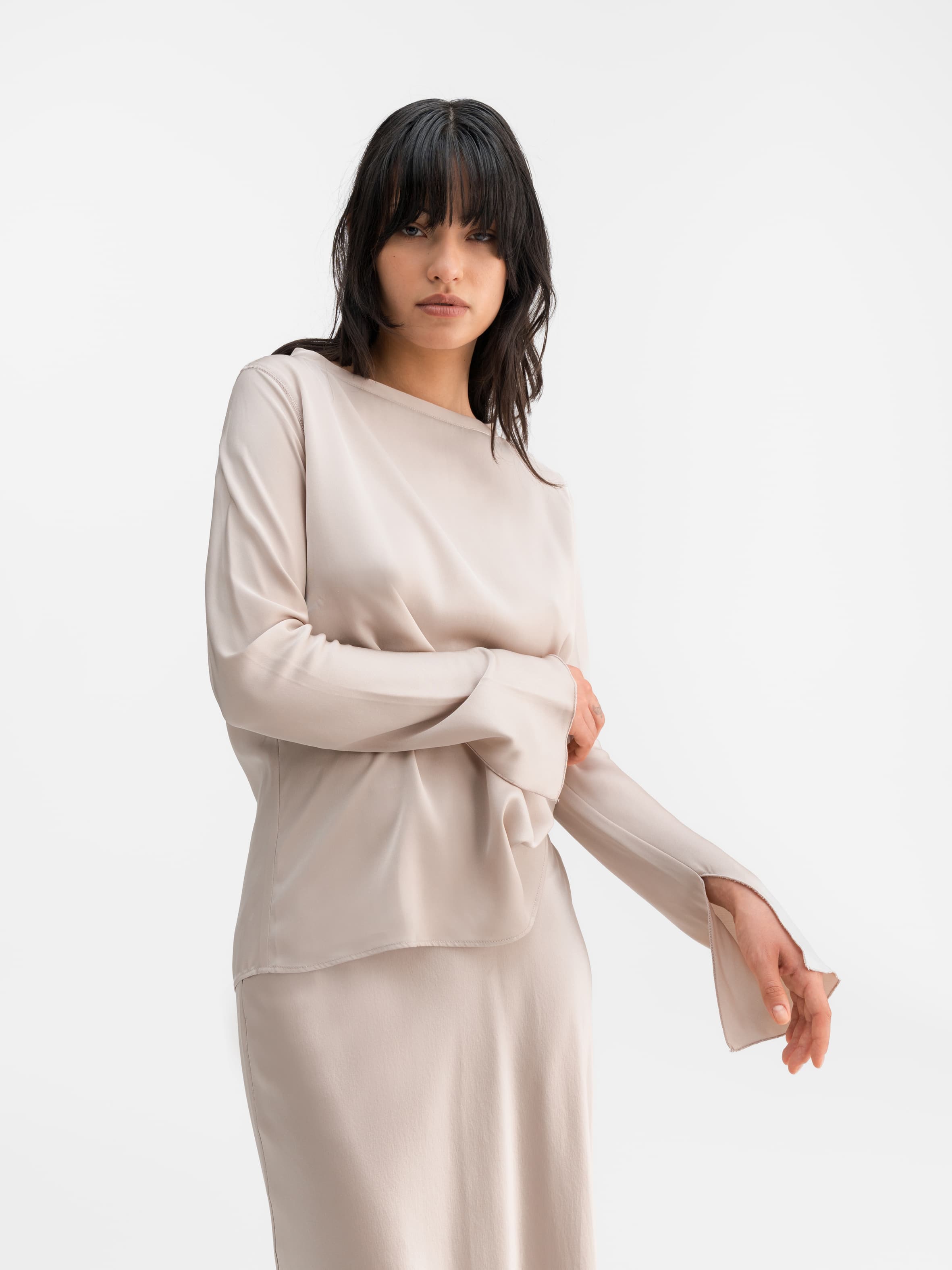 Lola silk blouse greige