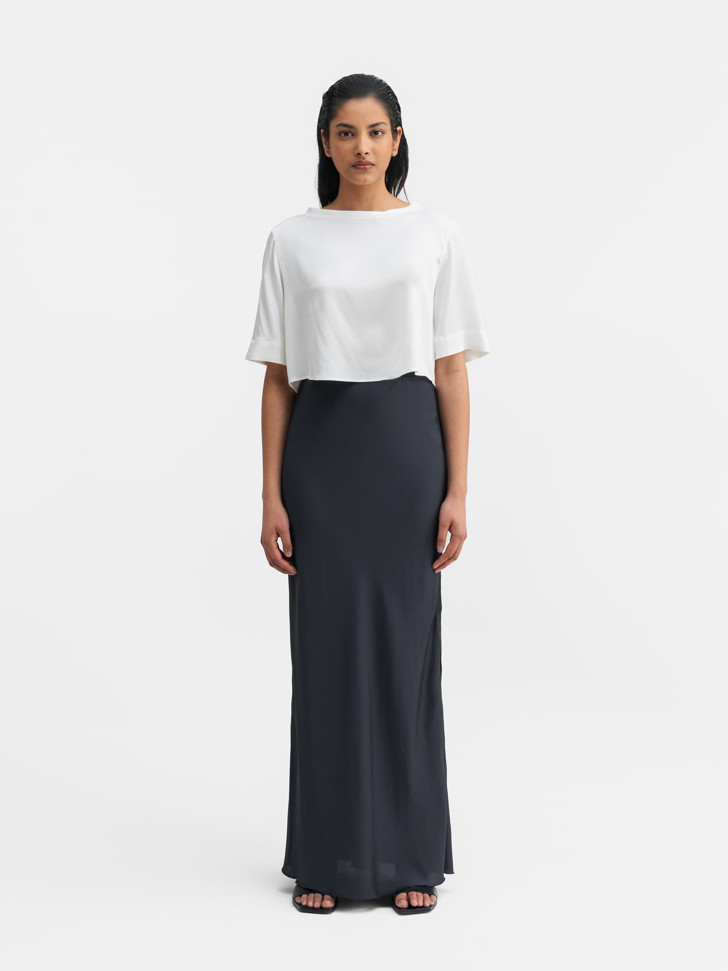 Lola cropped silk tee white