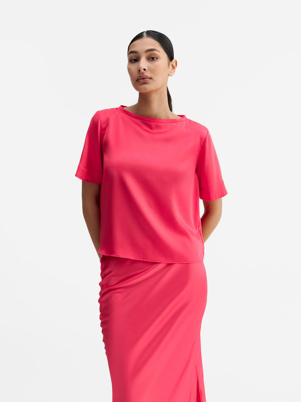 Lola satin tee bubblegum