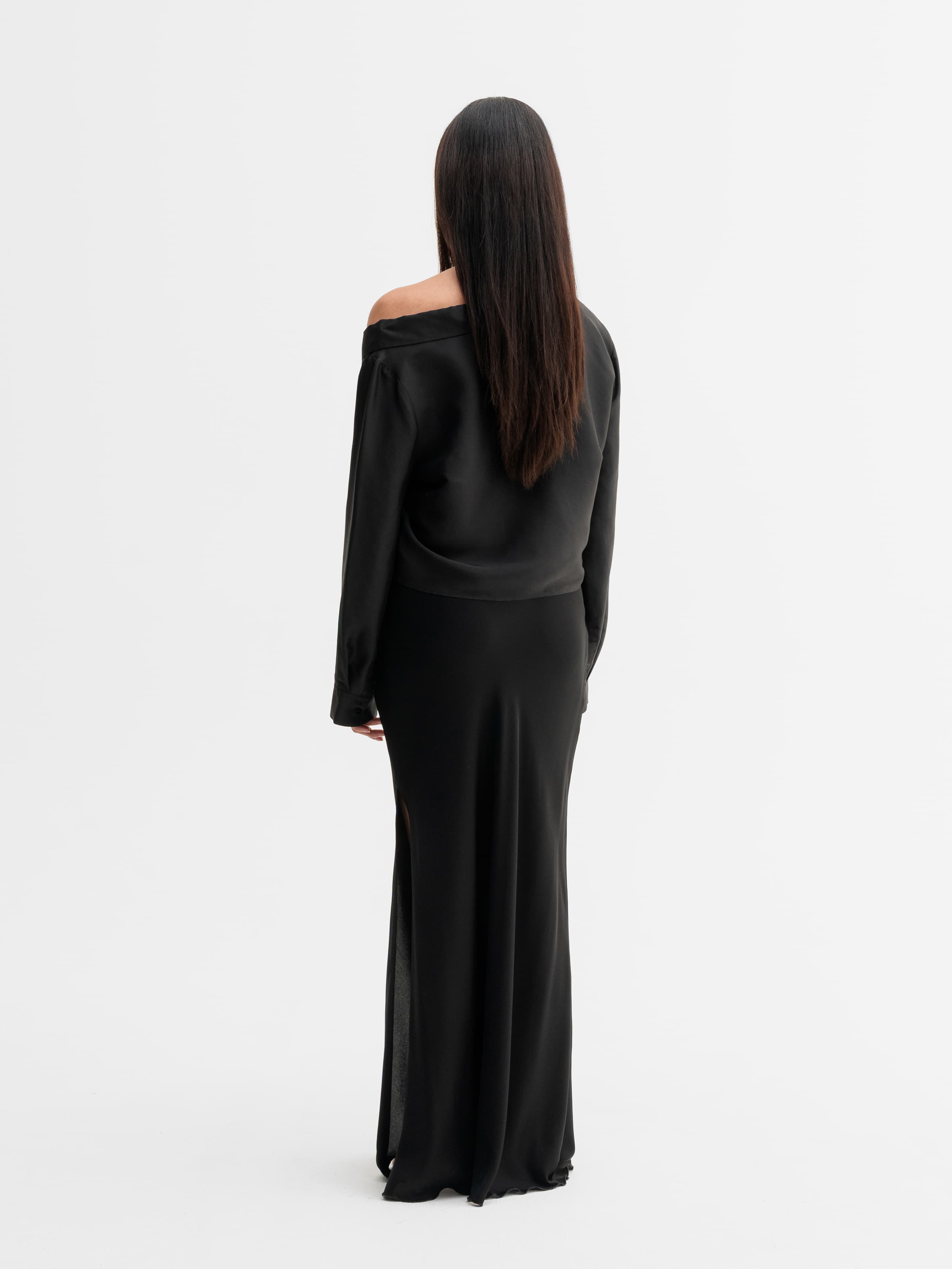 Mia off-shoulder silk shirt black