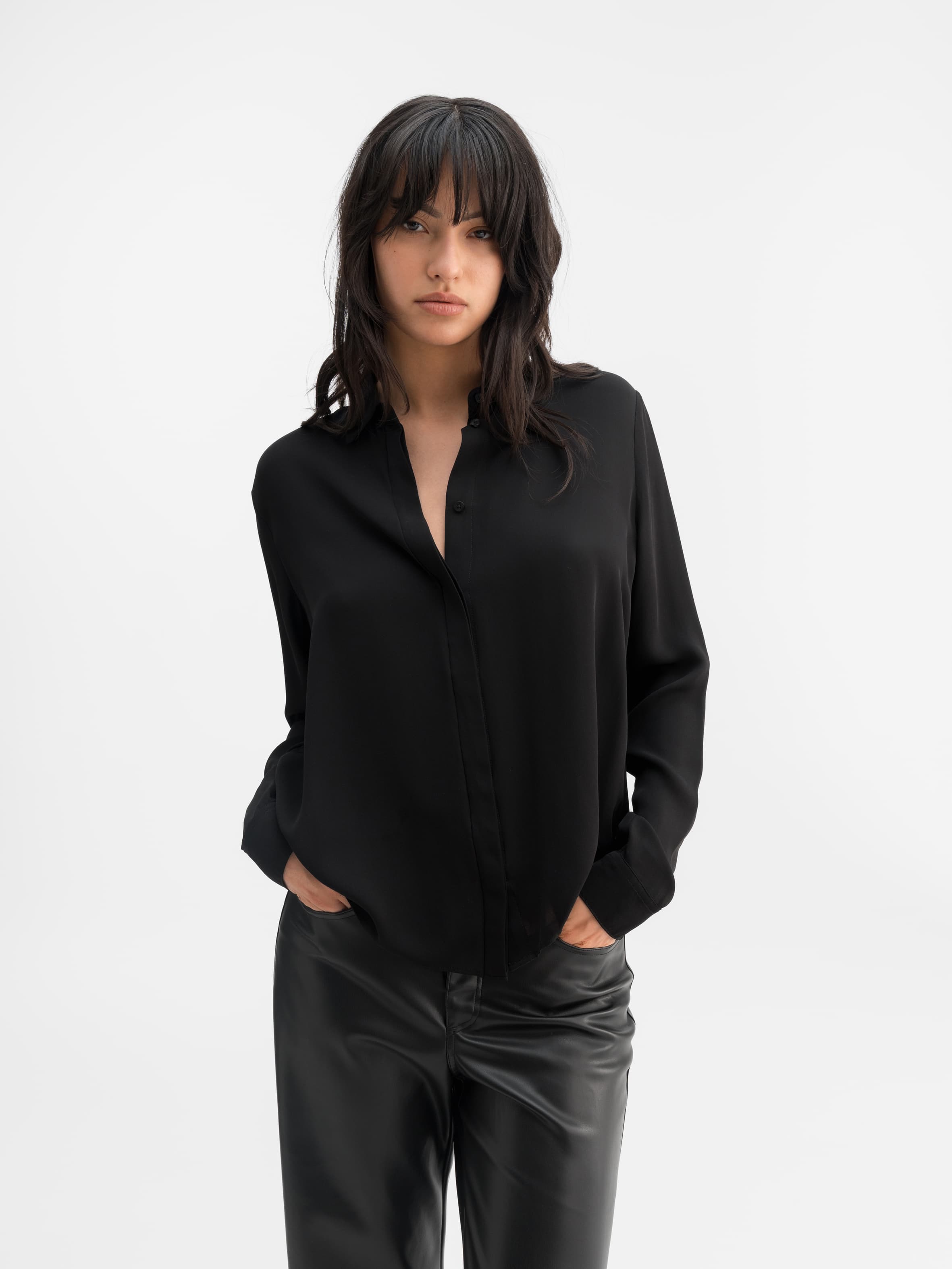Mia silk shirt black