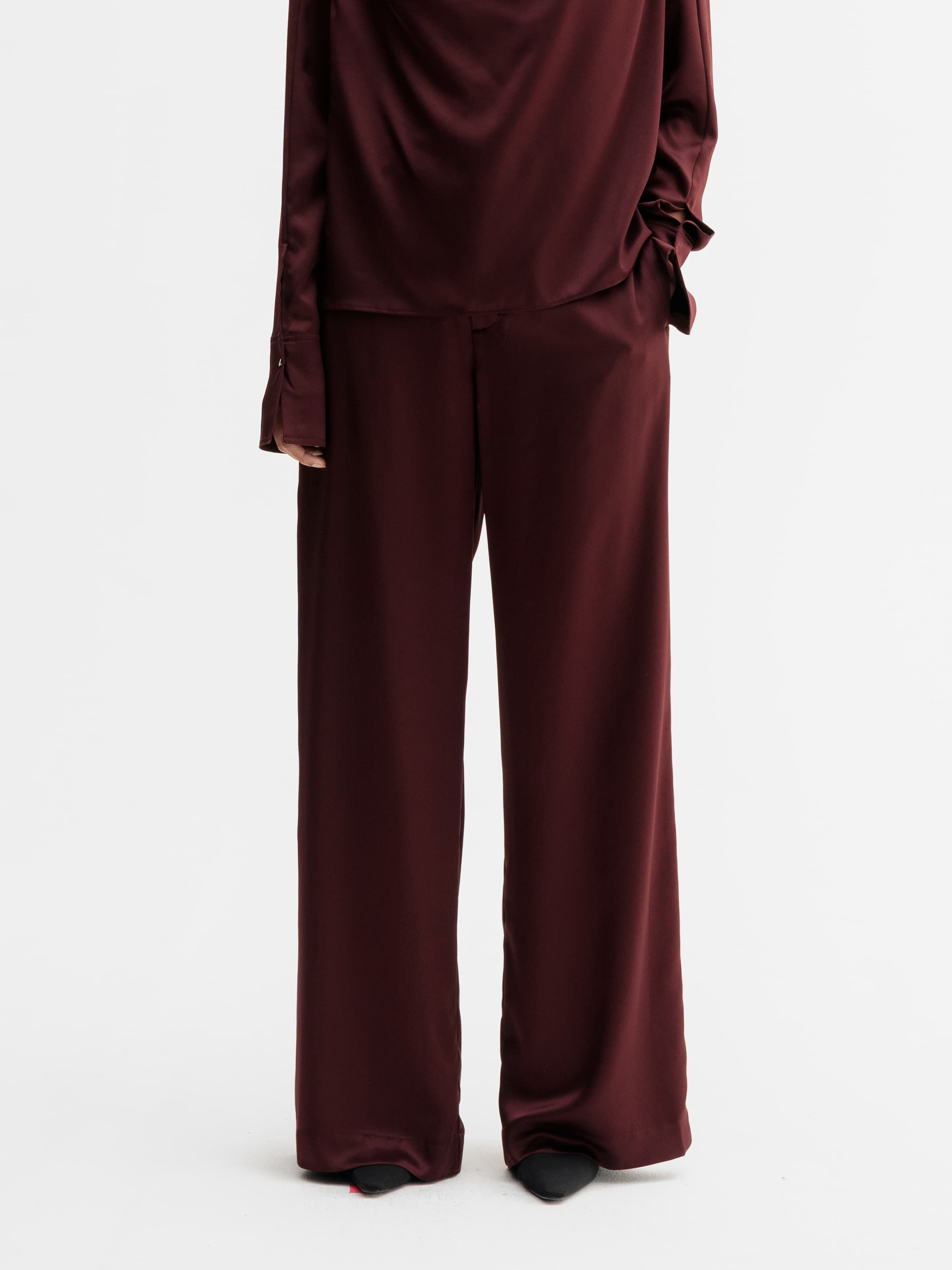 Mila satin trousers burgundy