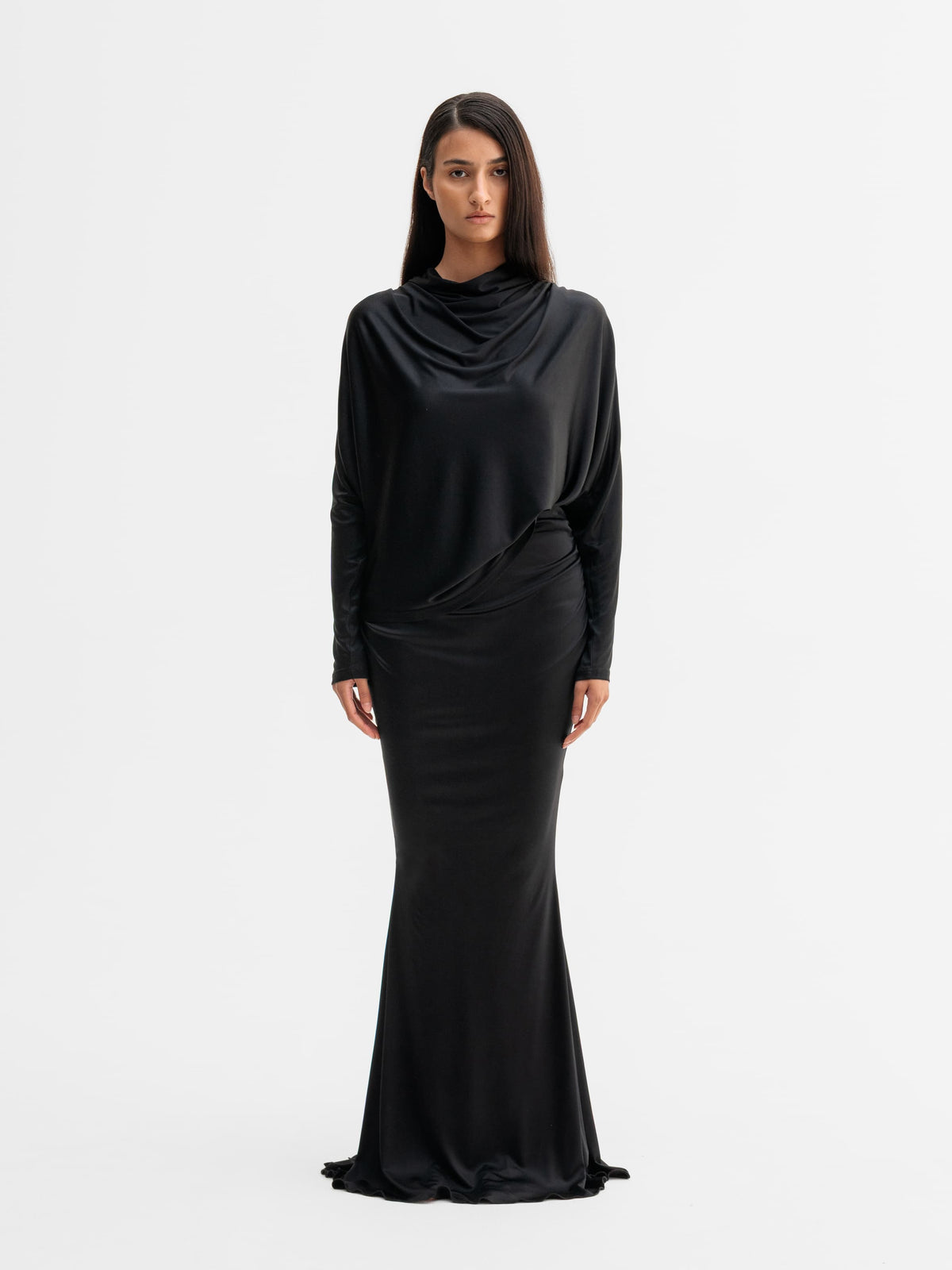 Model wearing Ahlvar Gallery Myra jersey skirt in Black