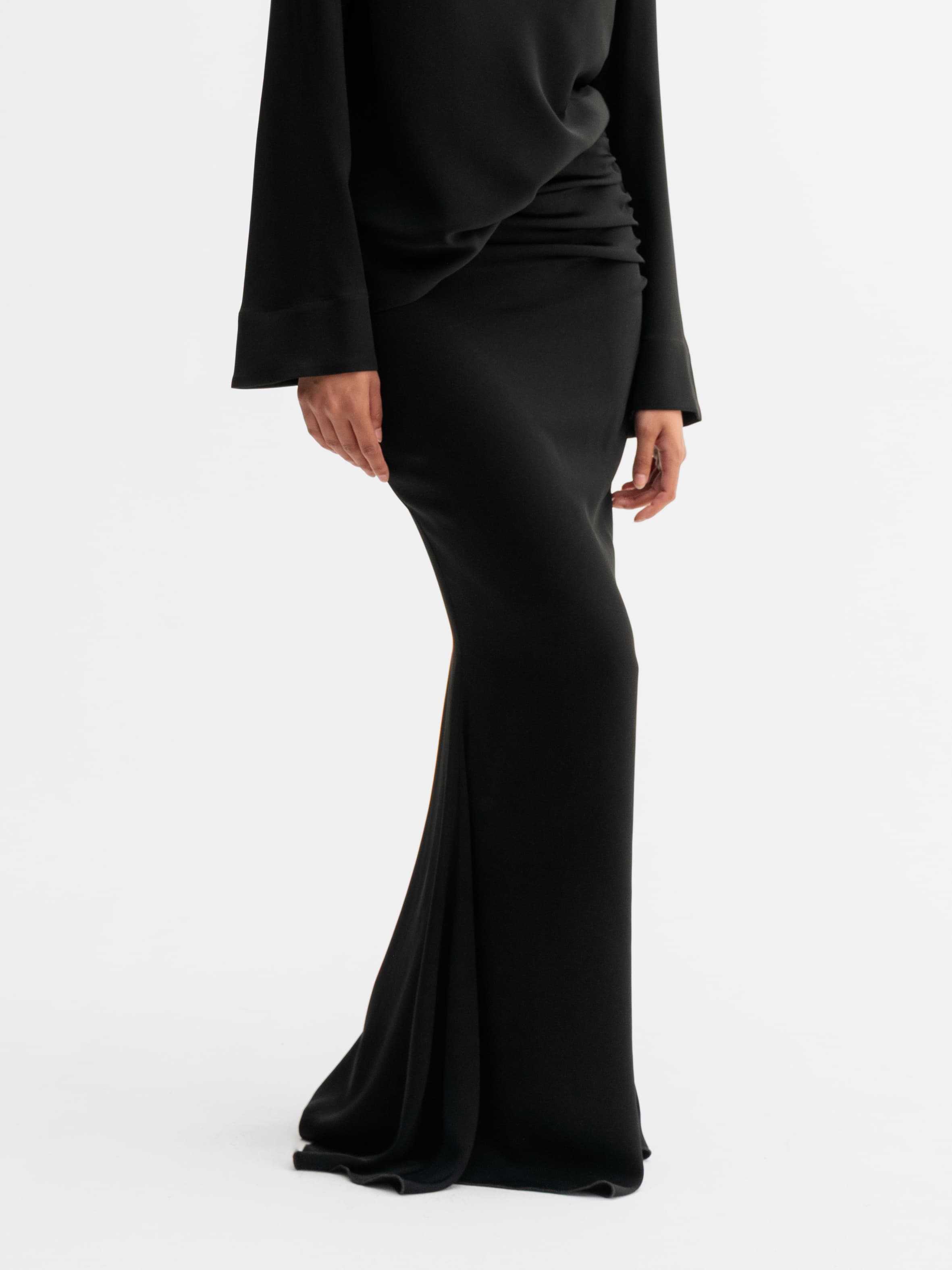 Myra skirt black