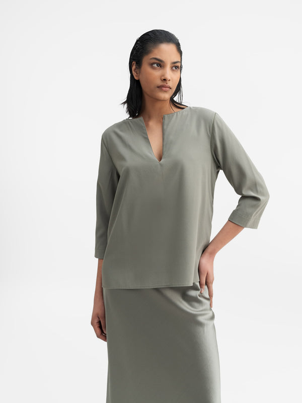 Nala silk blouse light military