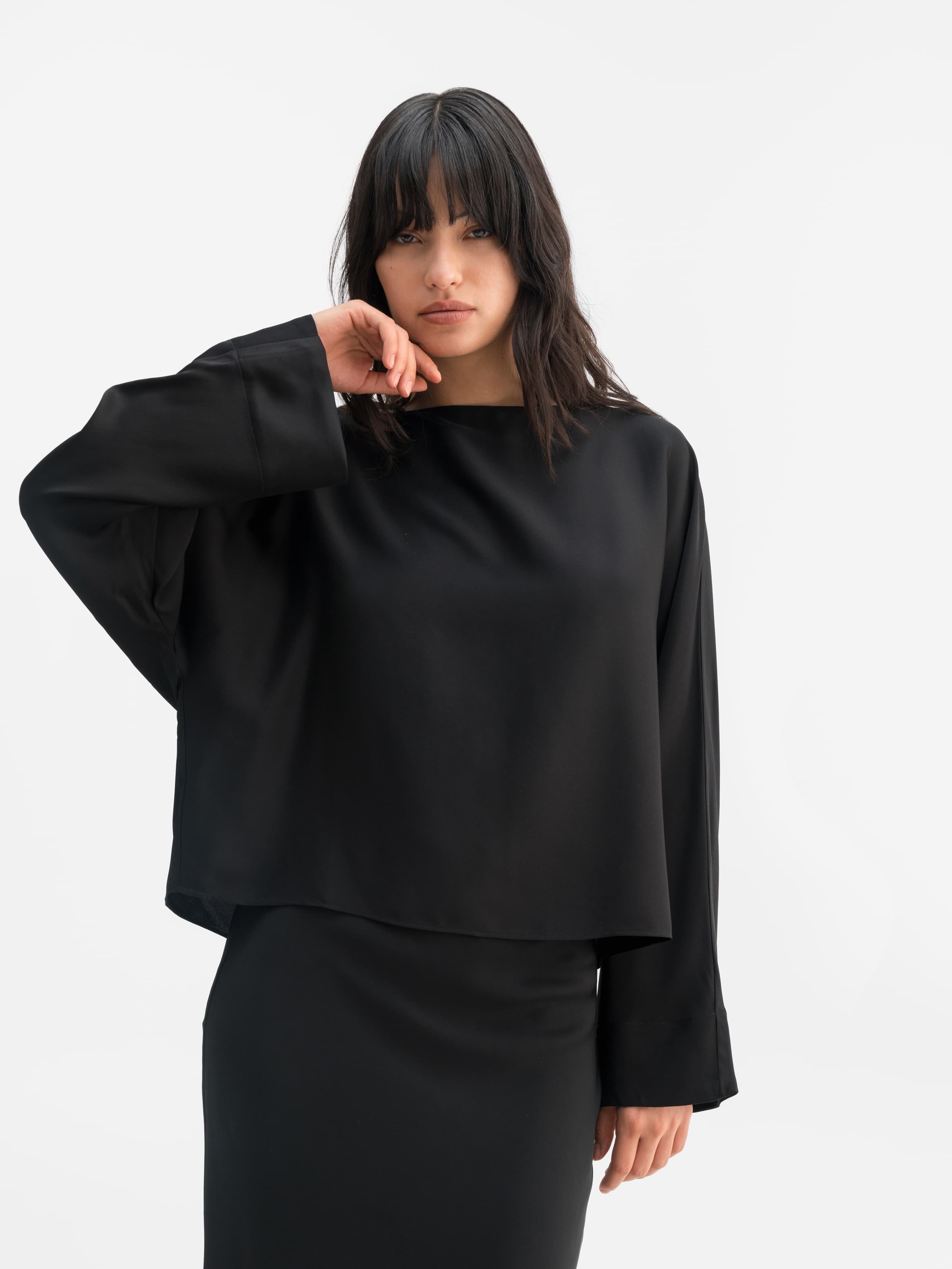 Nina silk blouse black