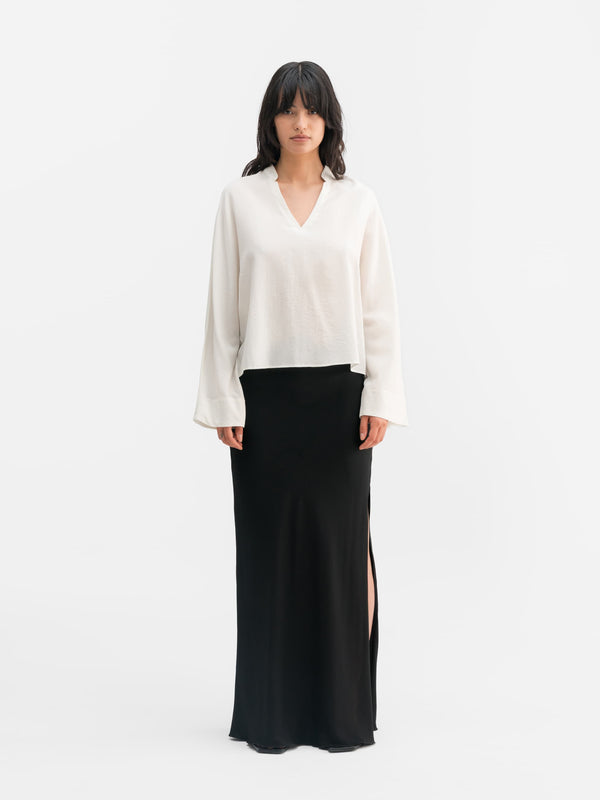 Nina v-neck wool blouse off-white