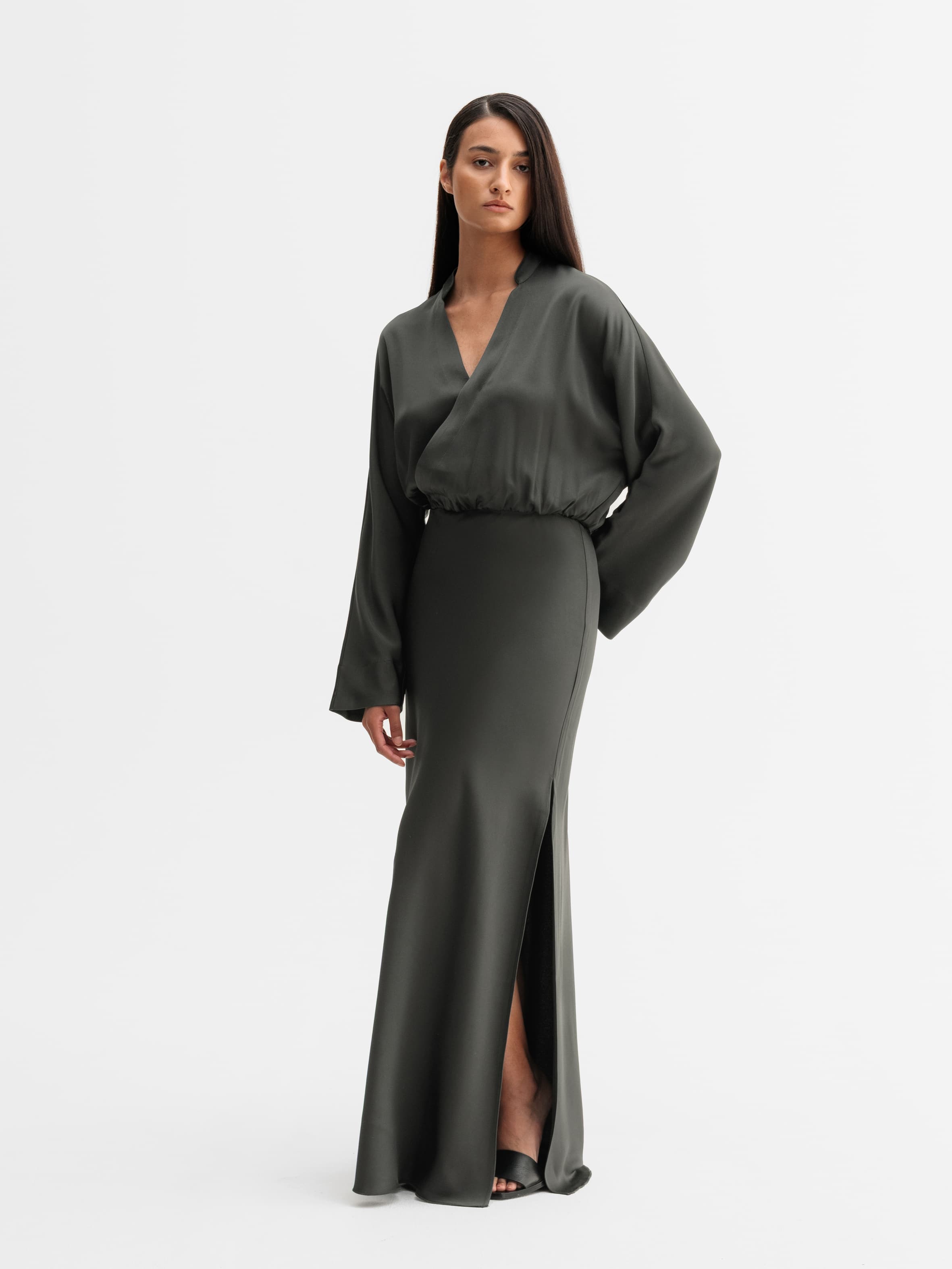Niva dress wood