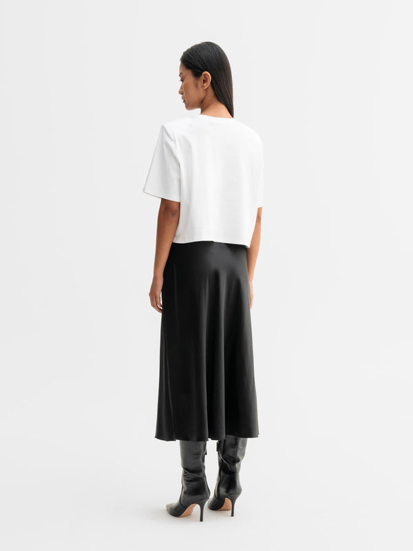 Back view of Ahlvar Gallery Okaya cropped tee in White