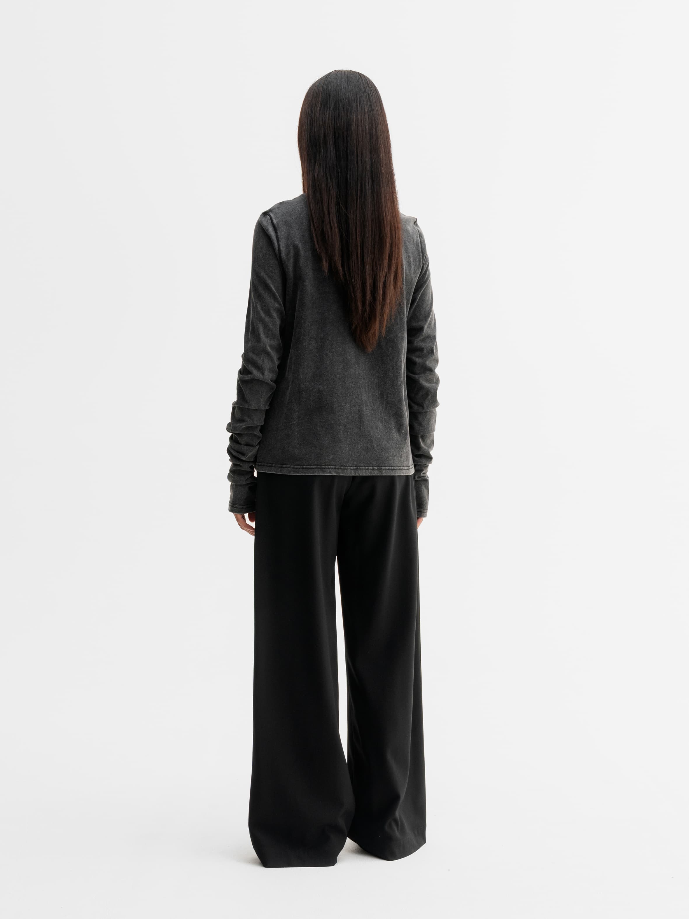 Ona LS tee washed black
