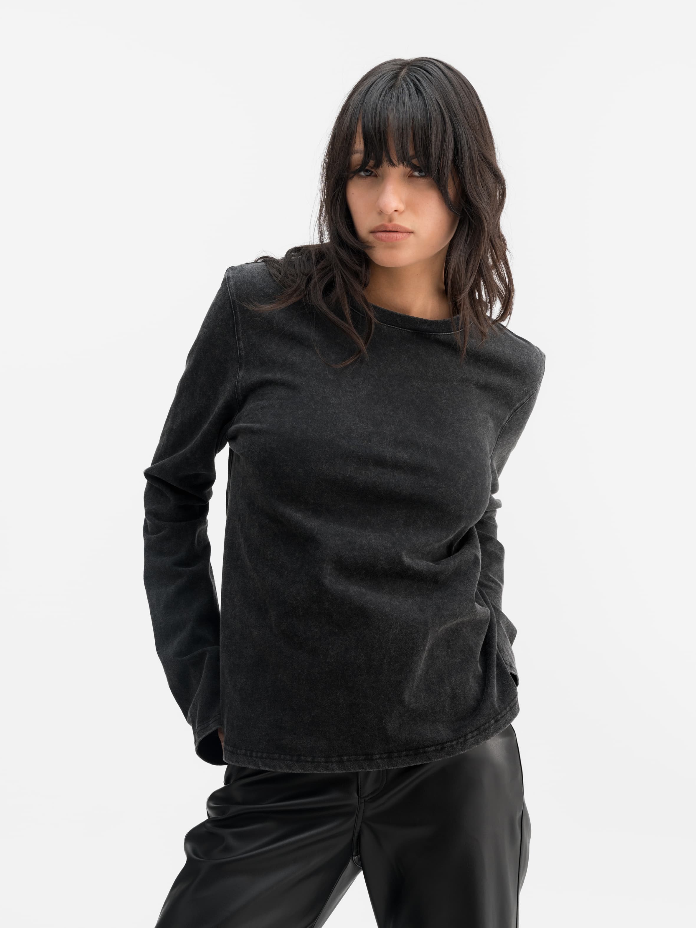 Onyx LS tee washed black