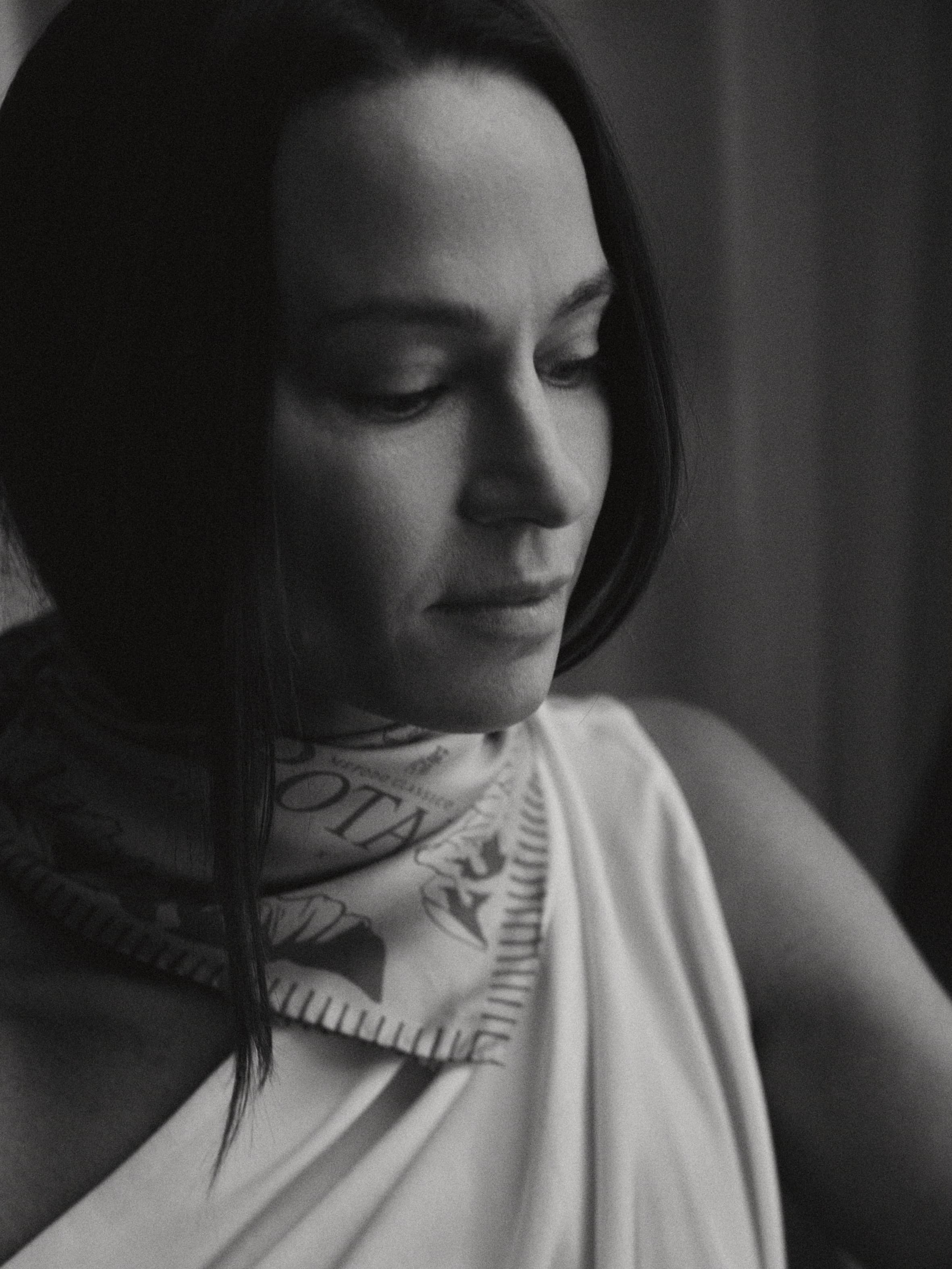 Ahlvar Gallery x Rotari silk scarf