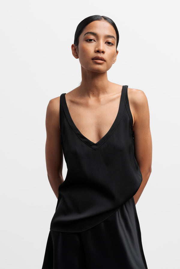 Shin silk tank black