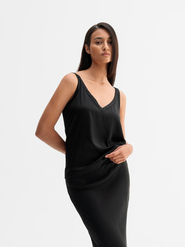 Shin silk tank black