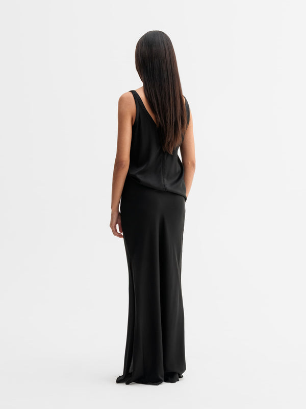 Back view of Ahlvar Gallery Shin silk tank in Black