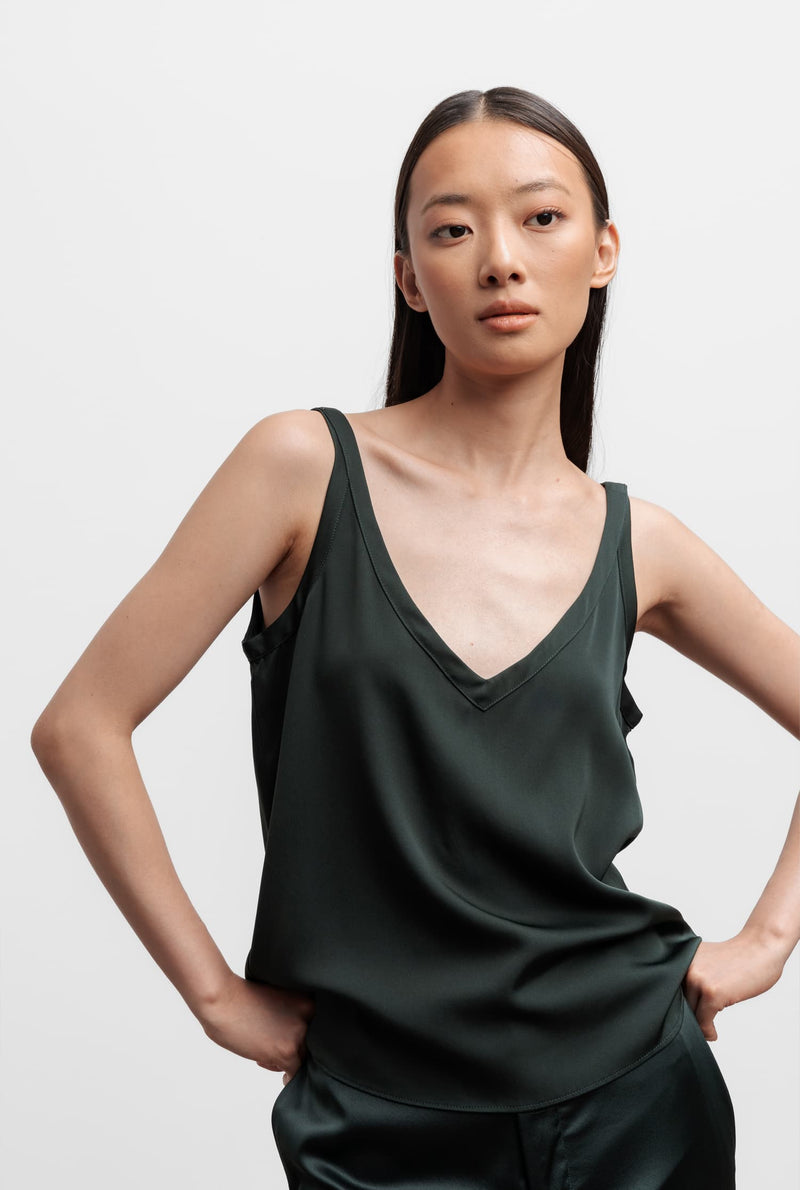 Shin silk tank deep forest