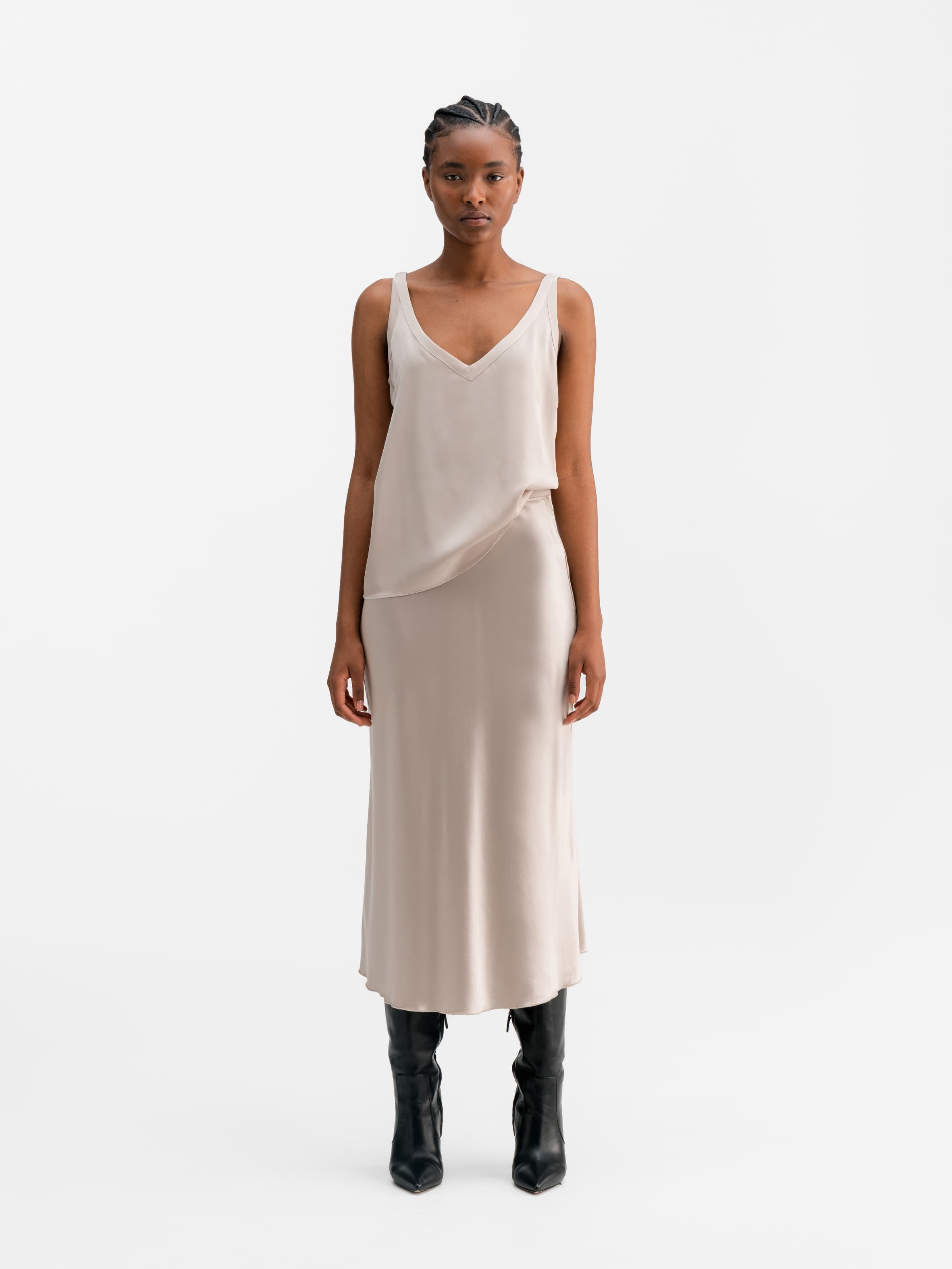 Shin silk tank greige