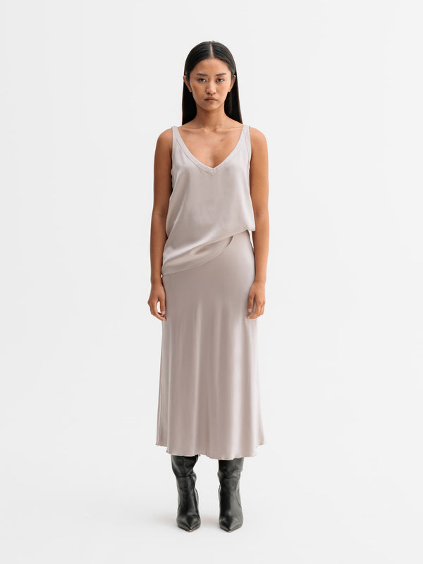 Shin silk tank greige