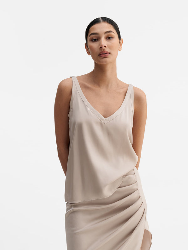 Shin silk tank greige