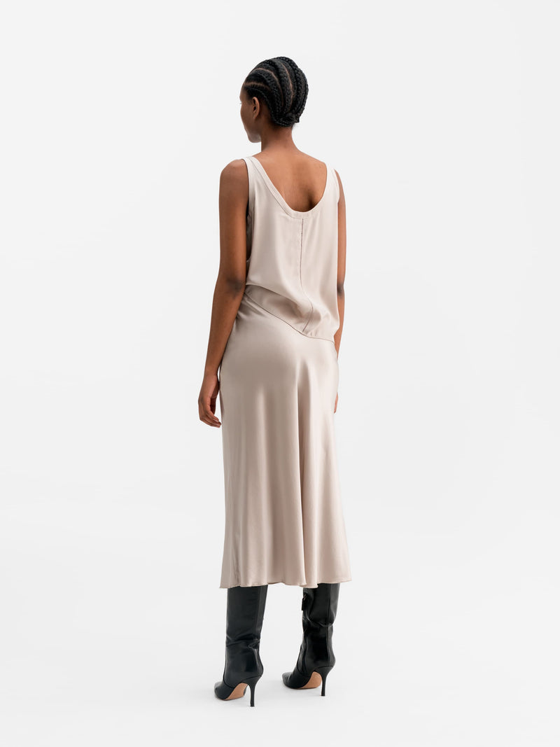 Shin silk tank greige