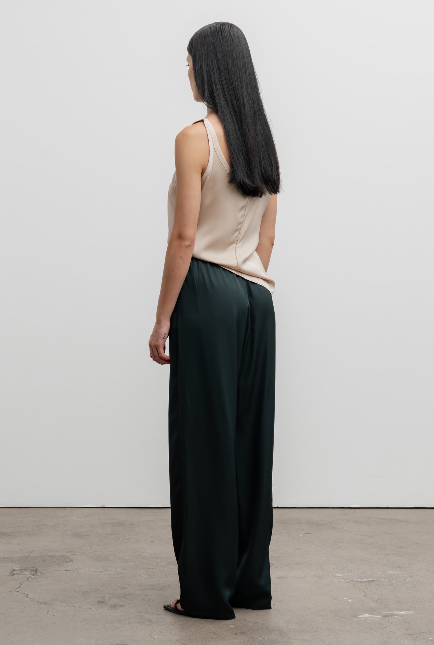 Shin silk tank powder