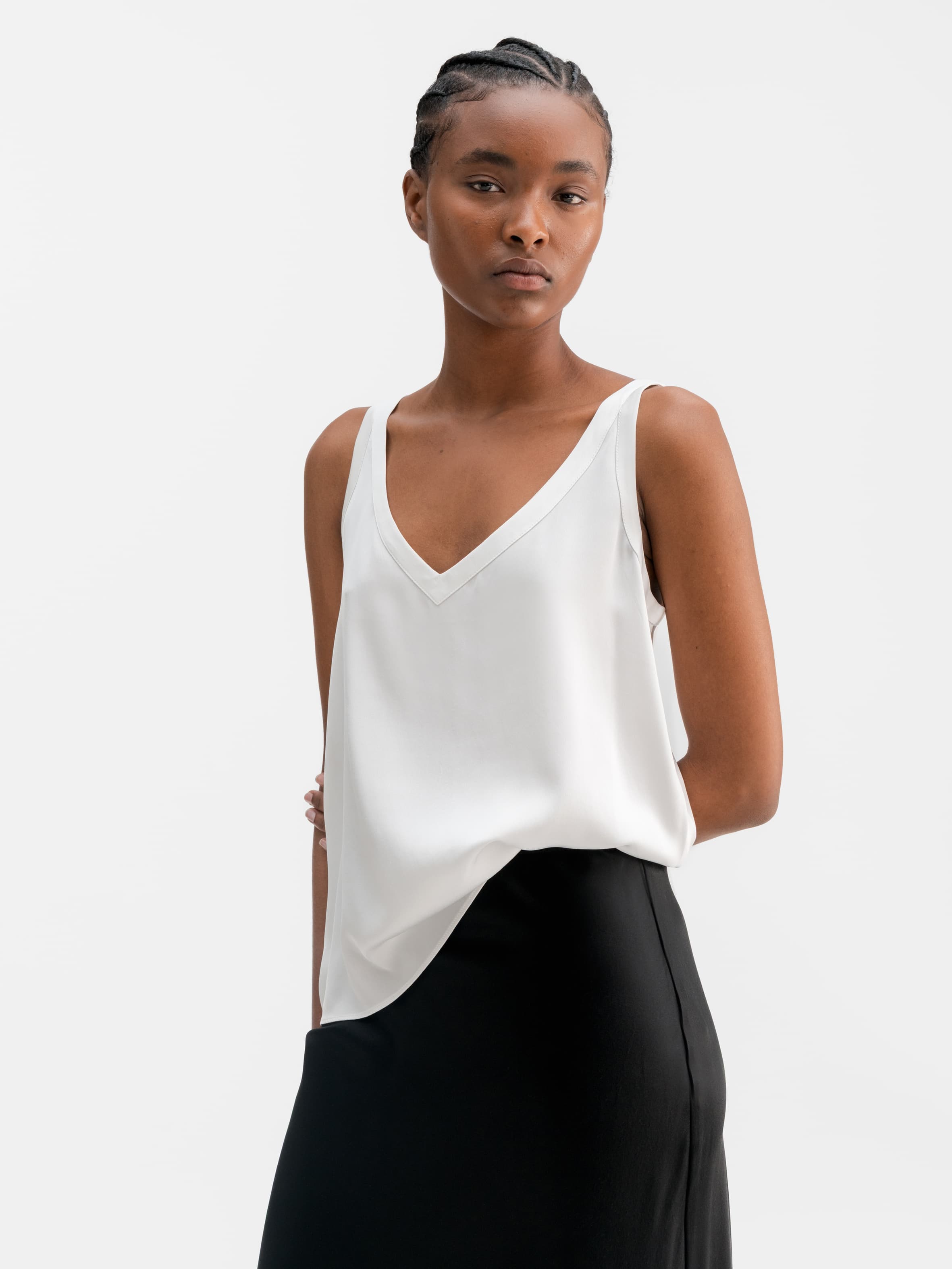 Shin silk tank white