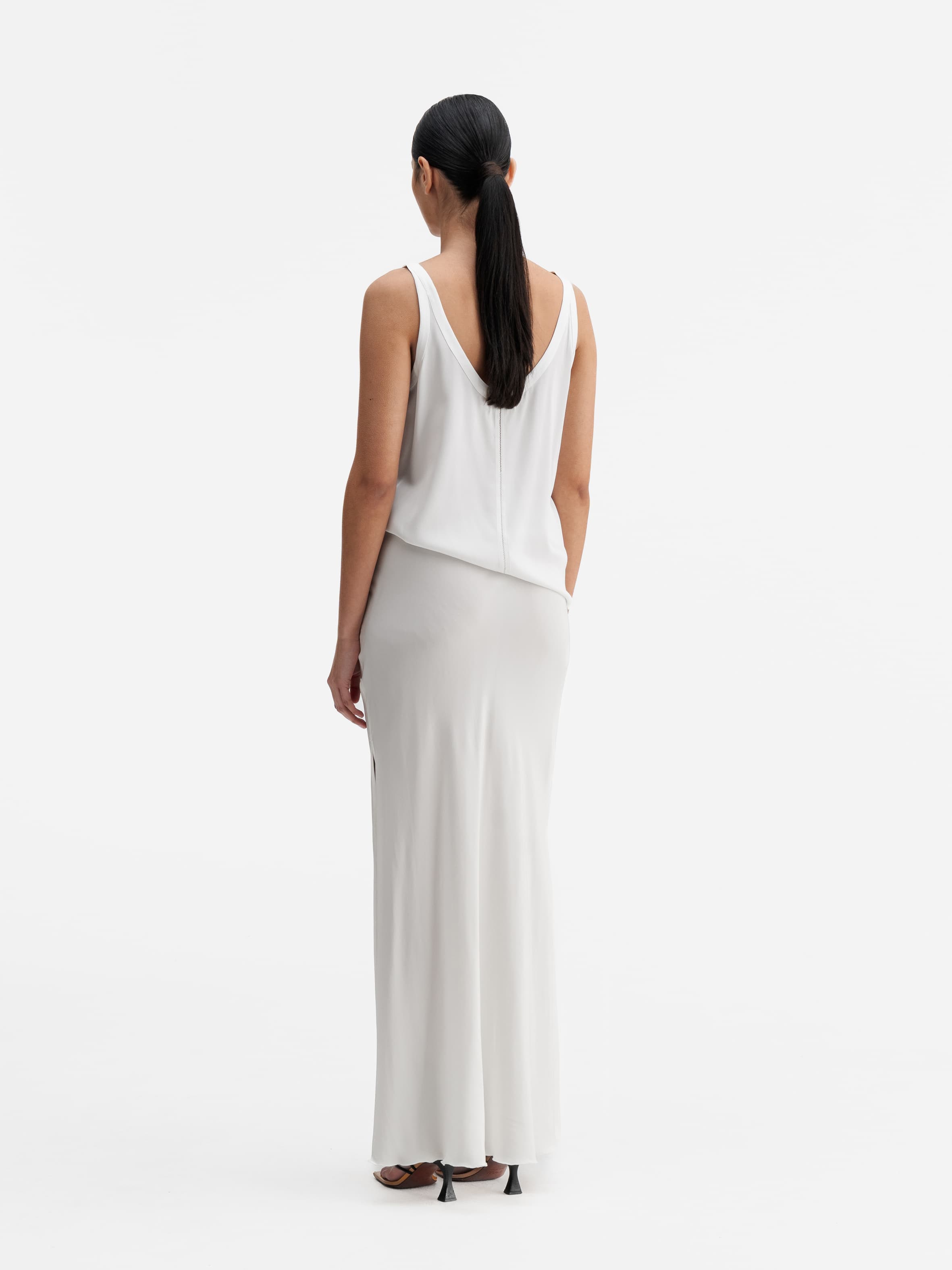 Shin silk tank white