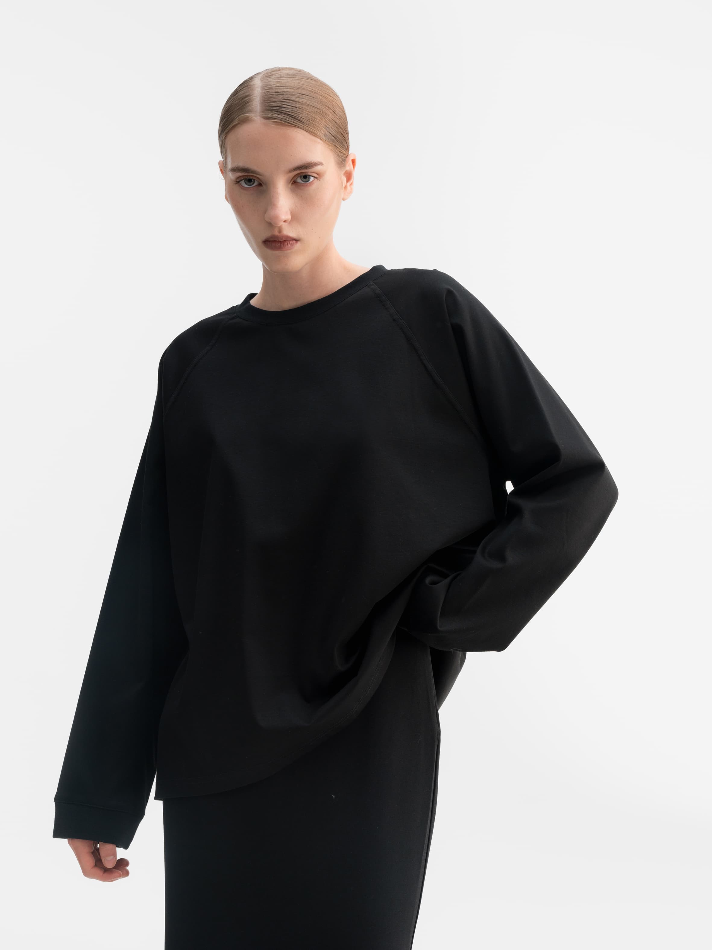 Thelma LS cotton tee black