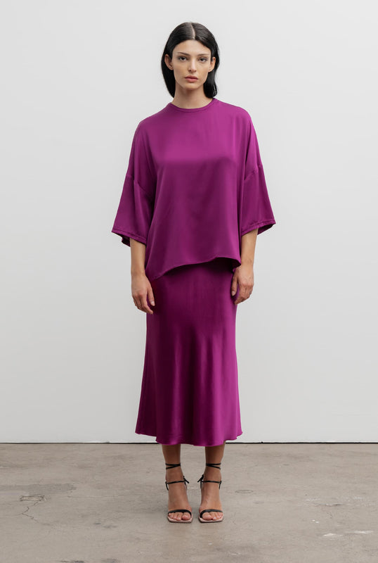 Thess silk tee light berry