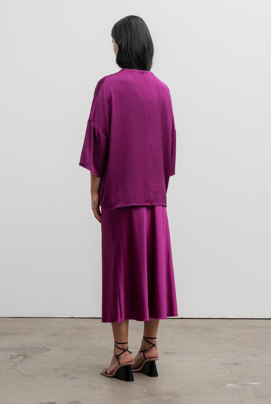 Thess silk tee light berry