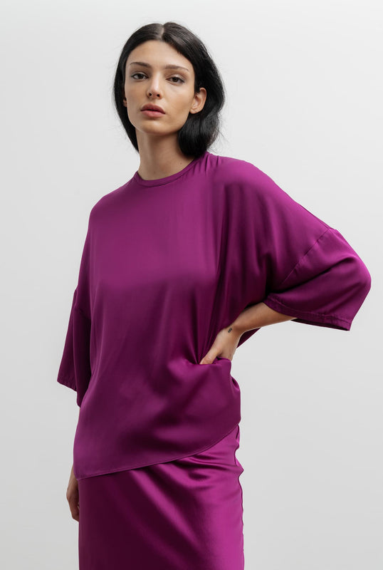 Thess silk tee light berry