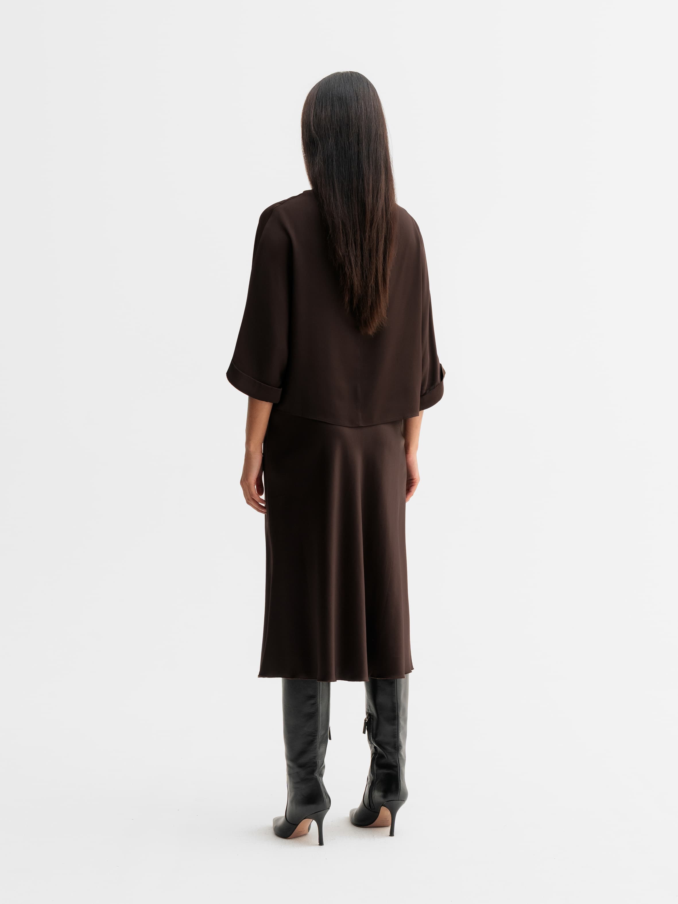 Thia silk tee dark brown